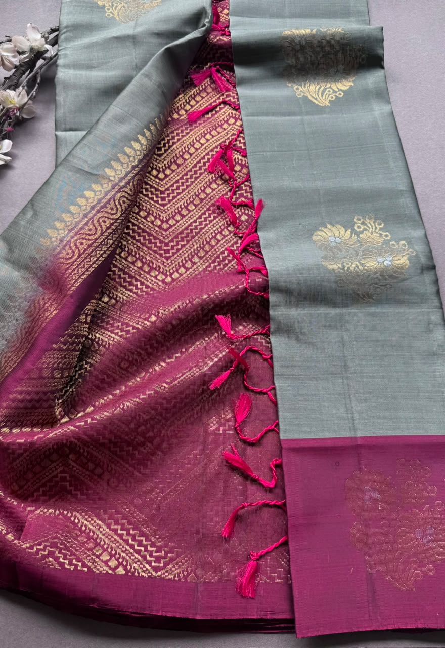 Grey Pure Kanchi Silk Saree (Weaving Mistake)