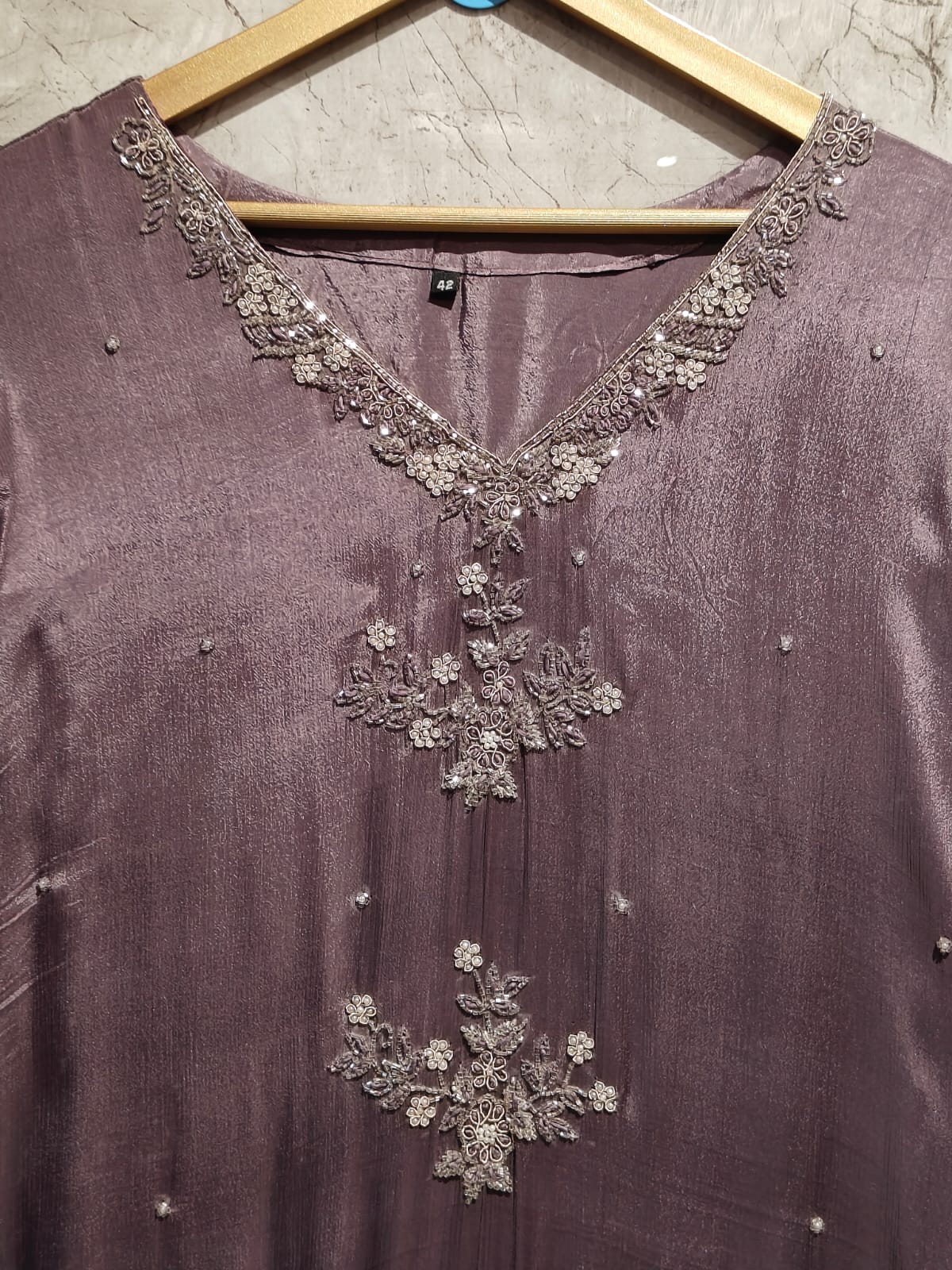Light Purple Chinnon Hand Embroidery Airline Kurtha 421