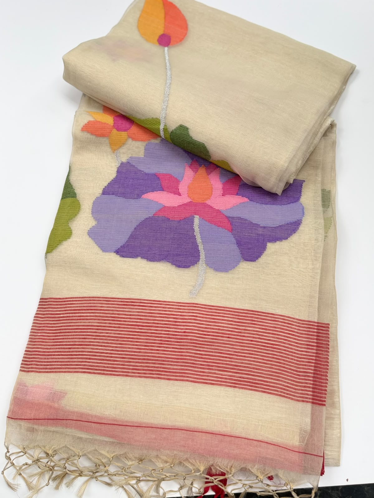 Cream Jamdani Tussar Saree (Swara)