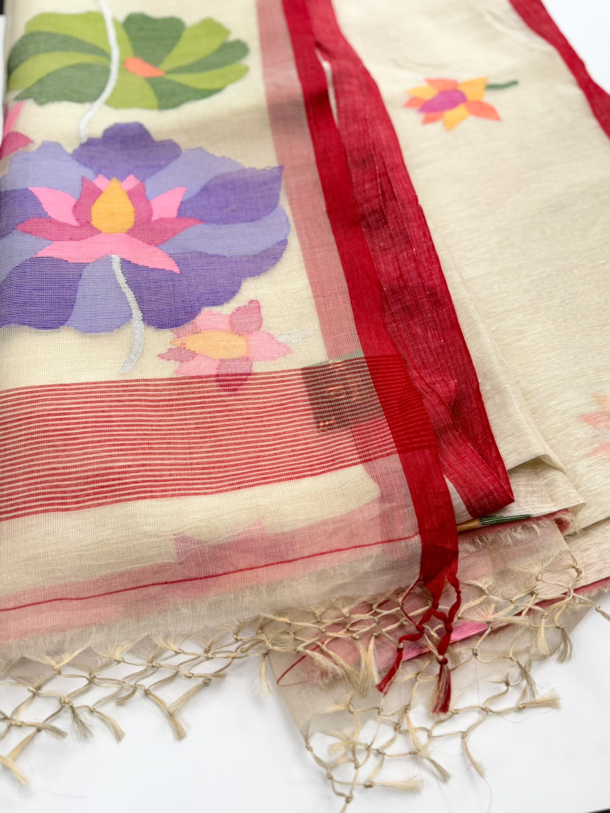 Cream Jamdani Tussar Saree (Swara)