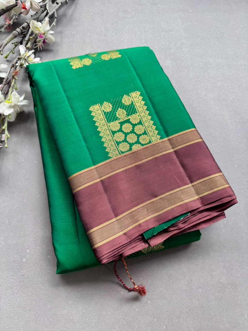 Green Pure Kanchi Silk Saree (Weaving Mistake)
