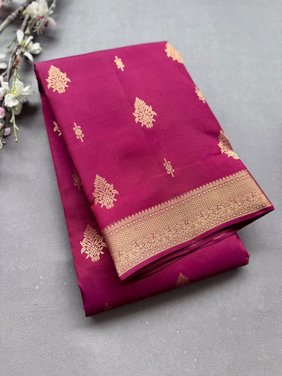 Maron Pure Kanchi Silk Saree (Weaving Mistake)