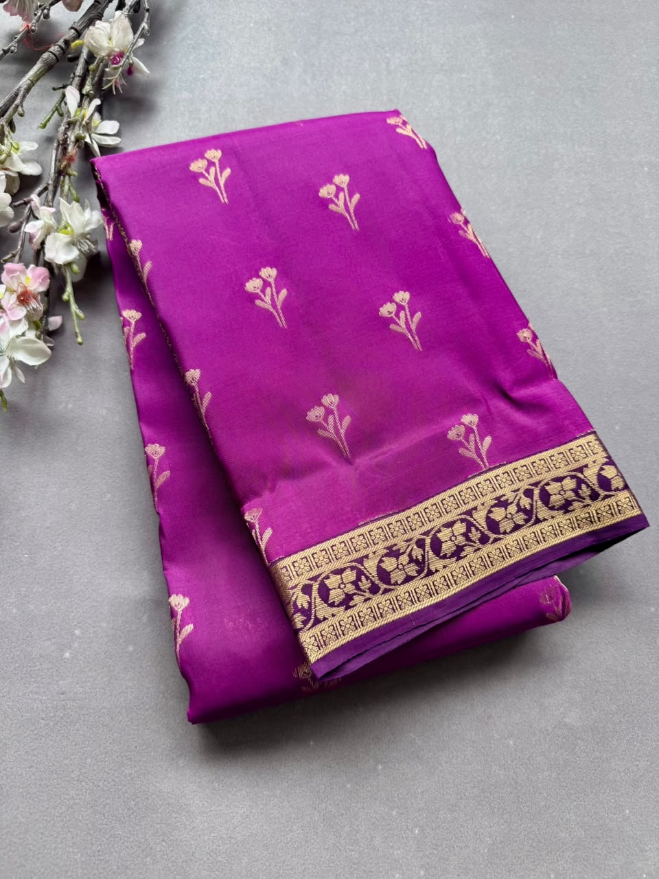 Magenta Pure Kanchi Silk Saree (Weaving Mistake)