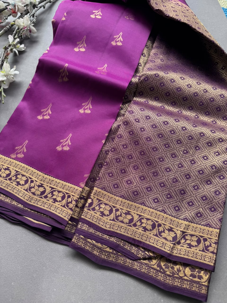 Magenta Pure Kanchi Silk Saree (Weaving Mistake)