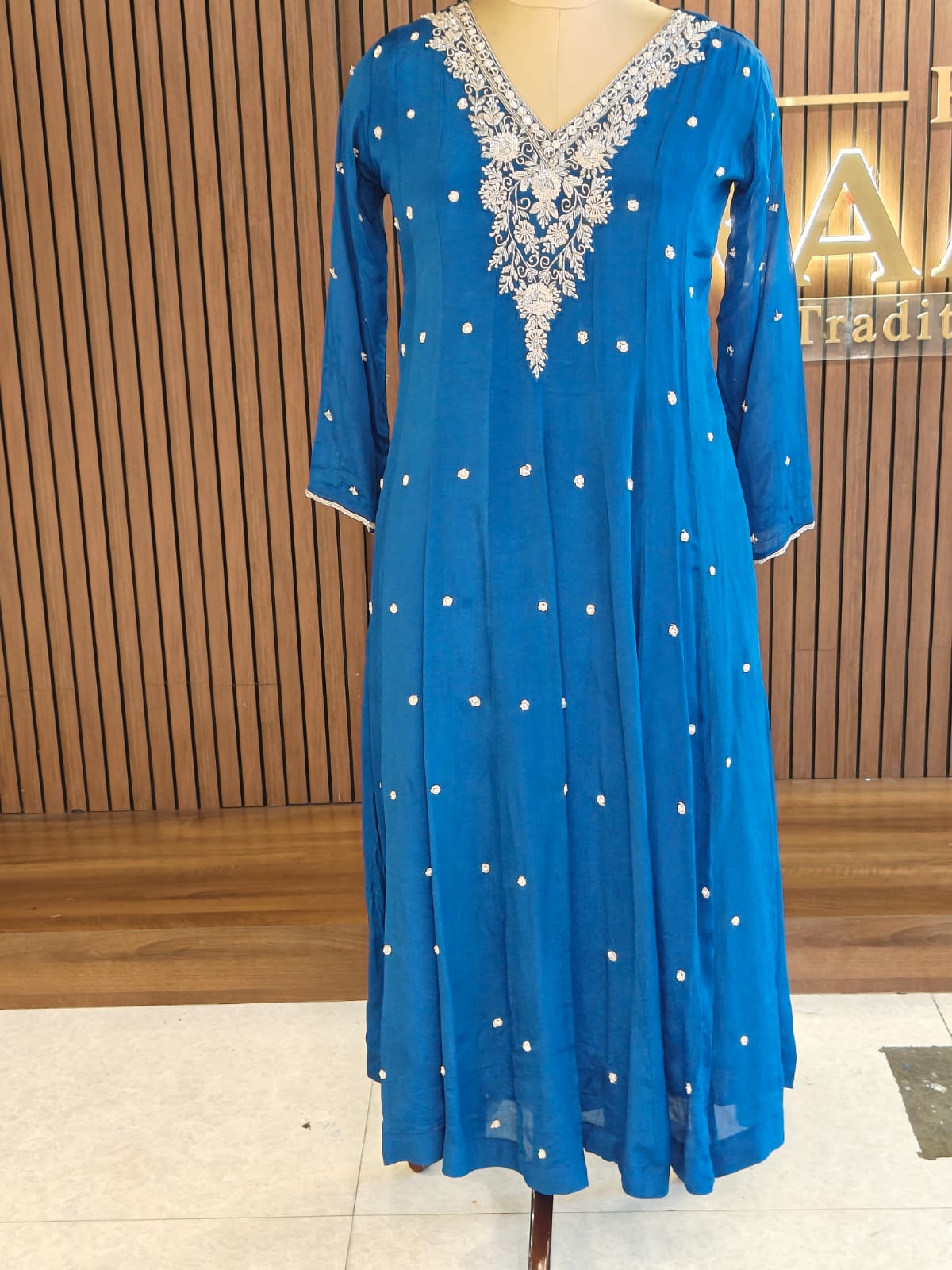 Royal Blue Anarkali Chinnon Handwork Partyware Kurtha 567