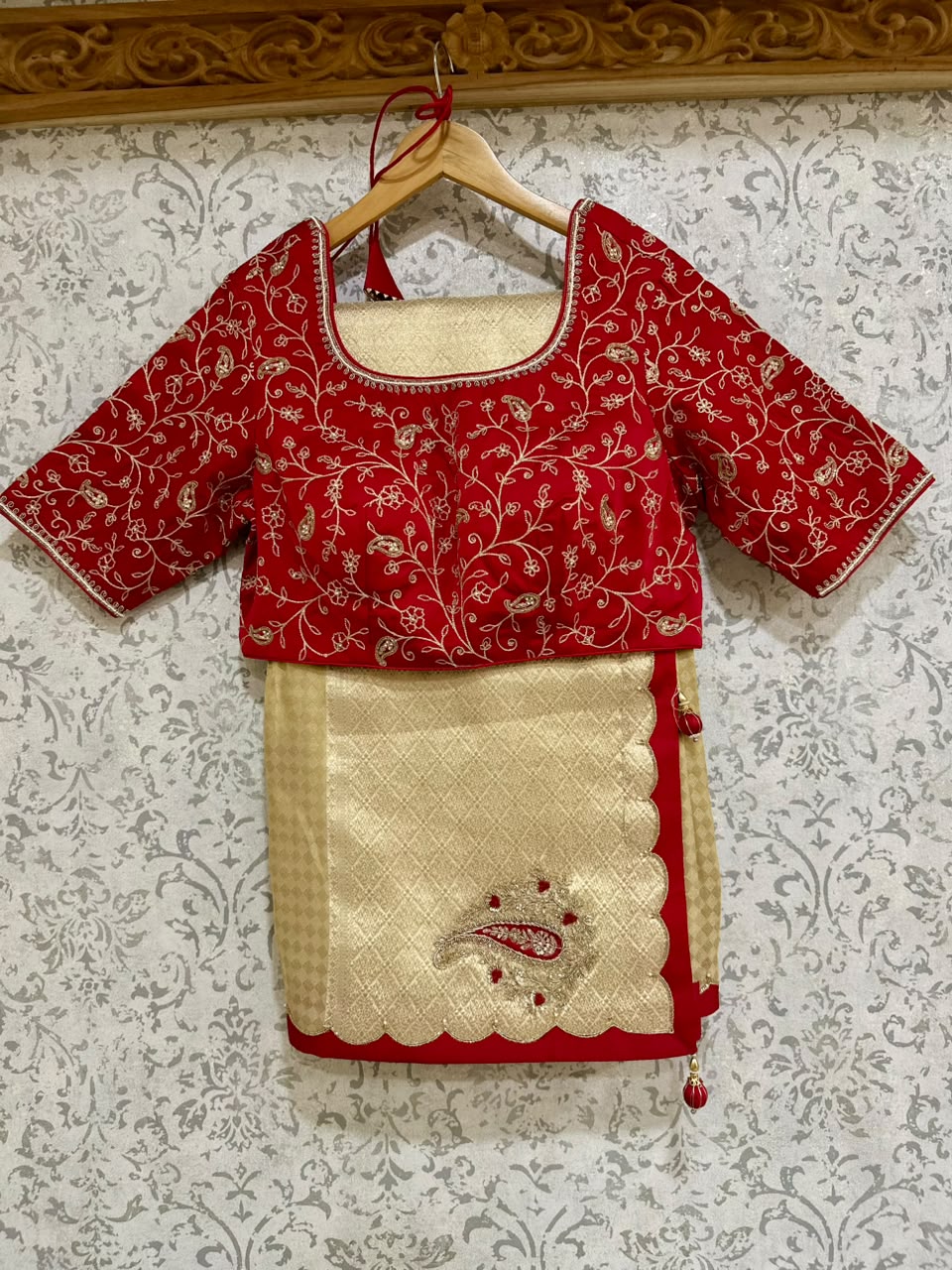 Cream Tissue Saree with Stitched Blouse 108