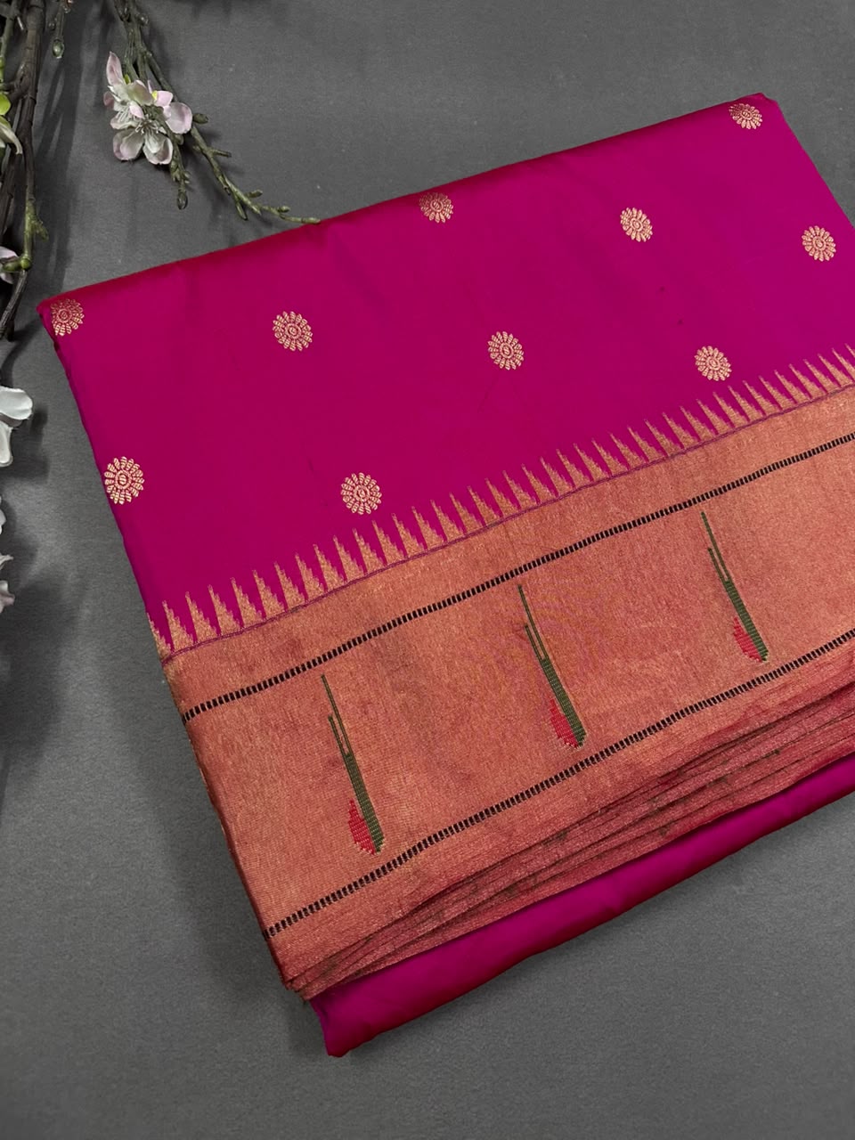 Pink Pure Paithani Silk Saree (Swara)