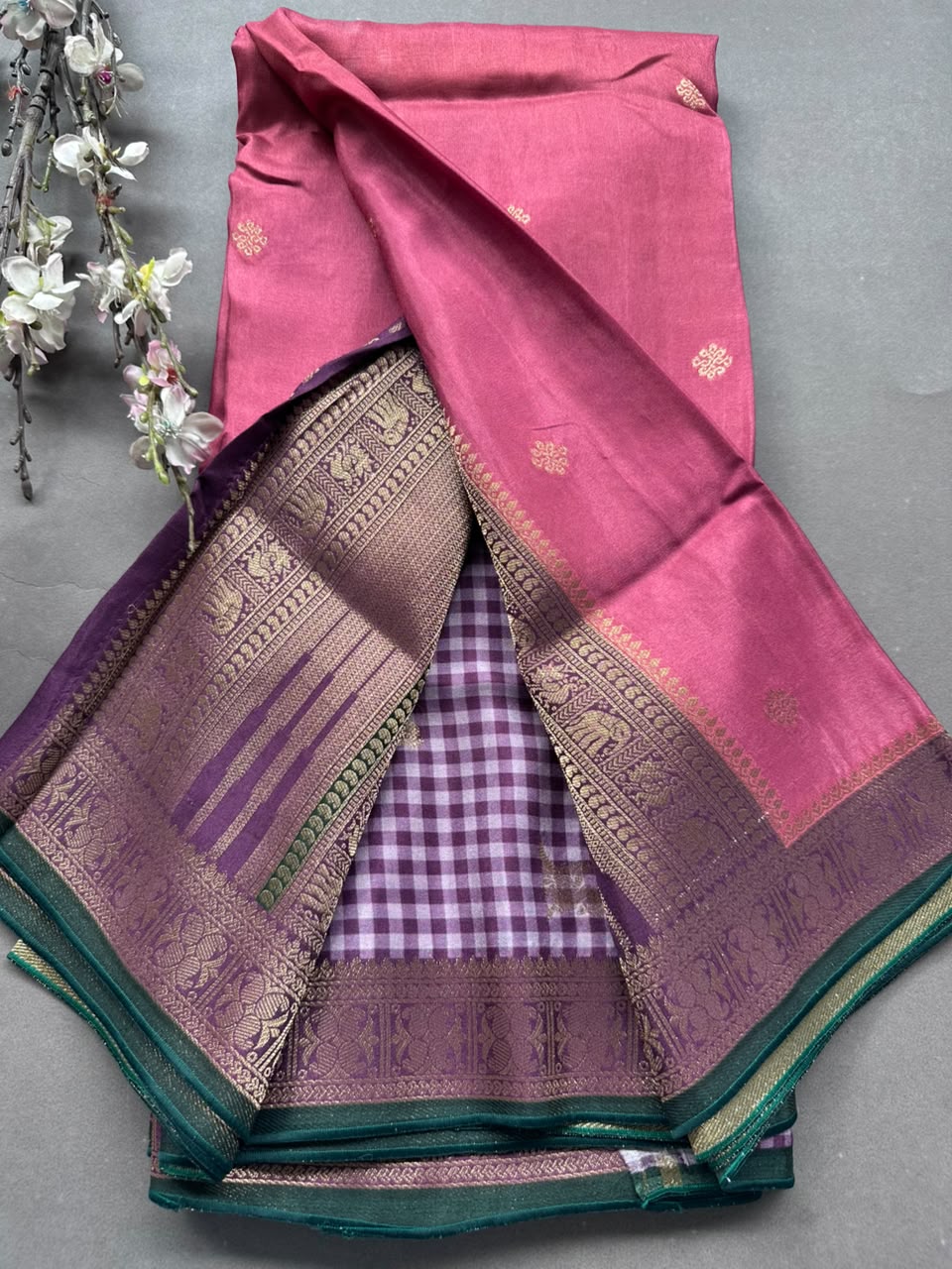 Onion soft semi crepe saree 108