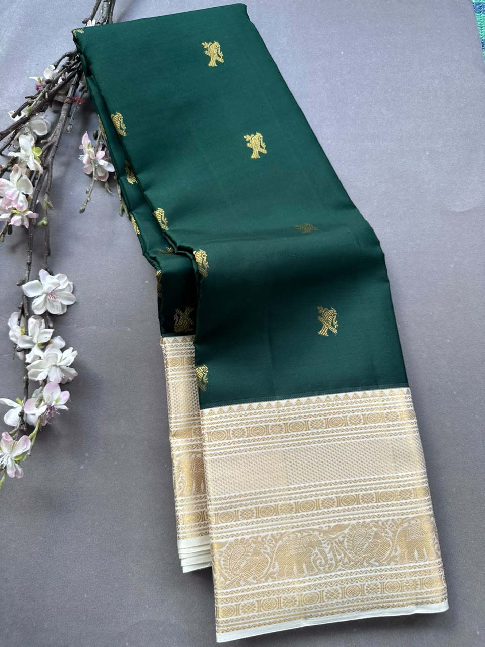 Green n cream Pure Kanchi Silk Saree 108