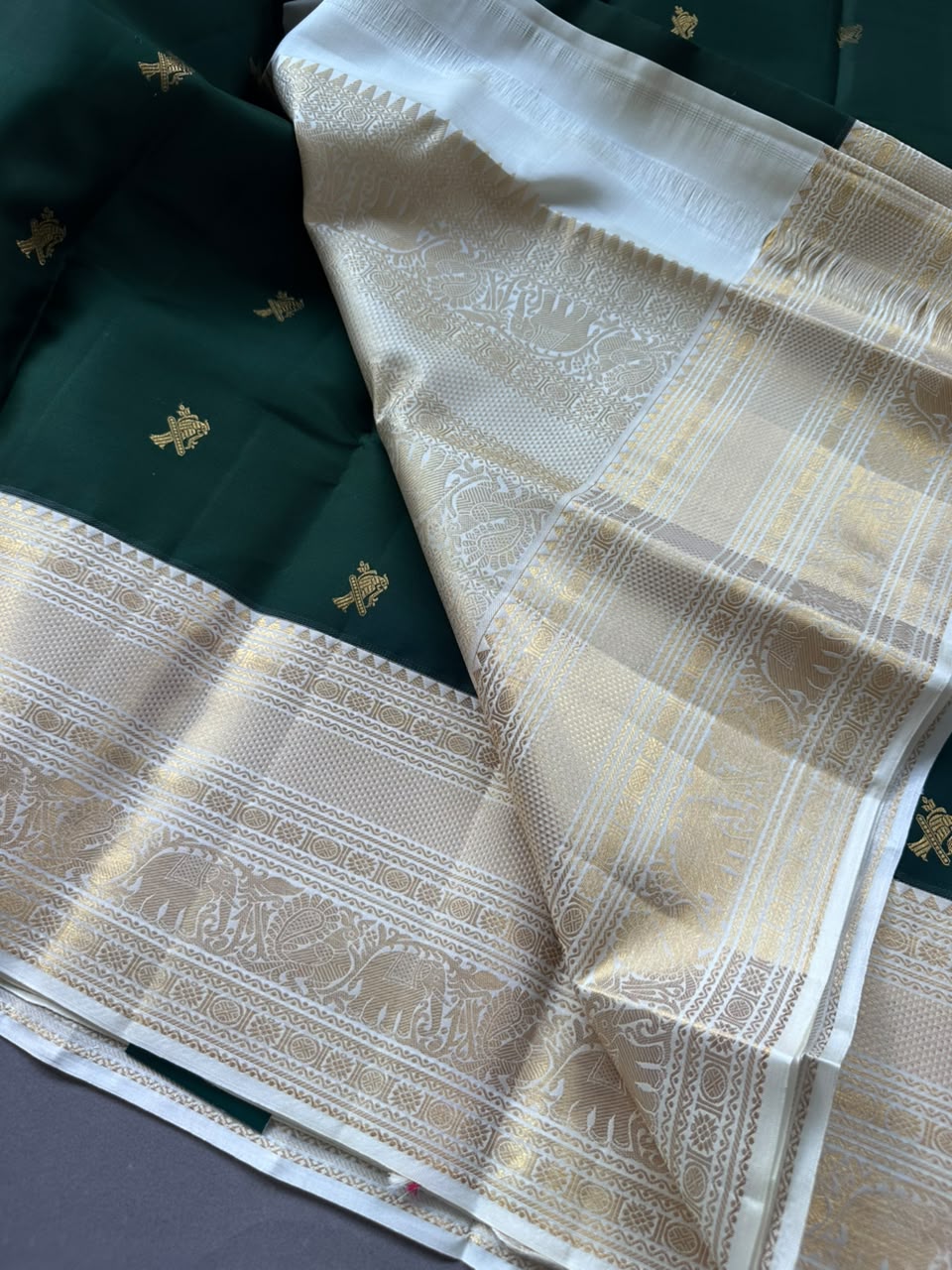 Green n cream Pure Kanchi Silk Saree 108
