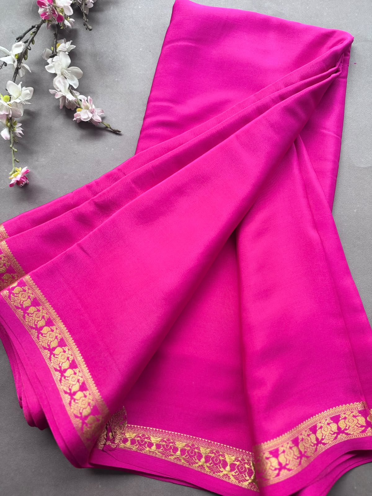 Magenta Pure Mysore Crepe Silk Saree CSG108