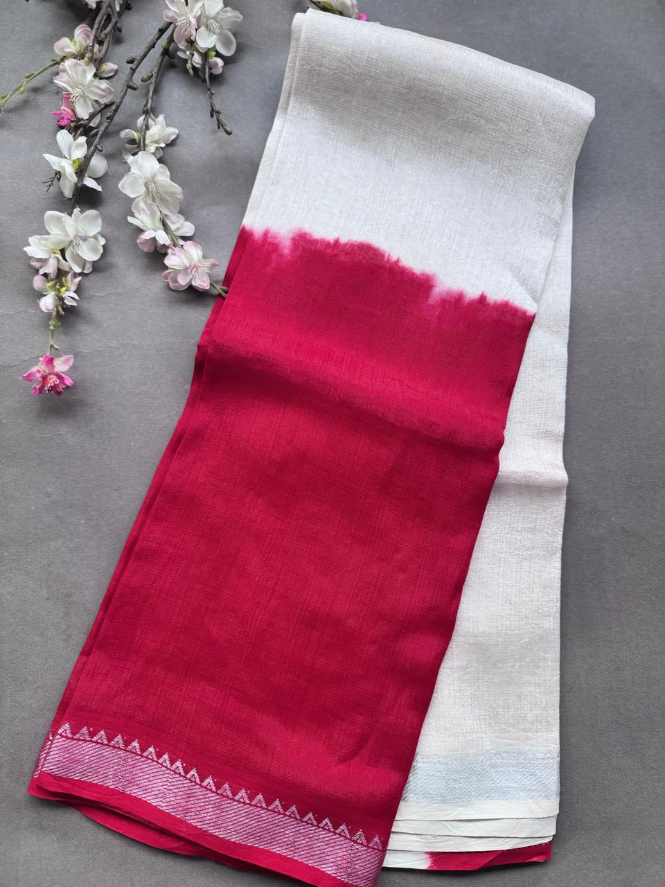 Red n Cream Mangalgiri Silk Saree 108
