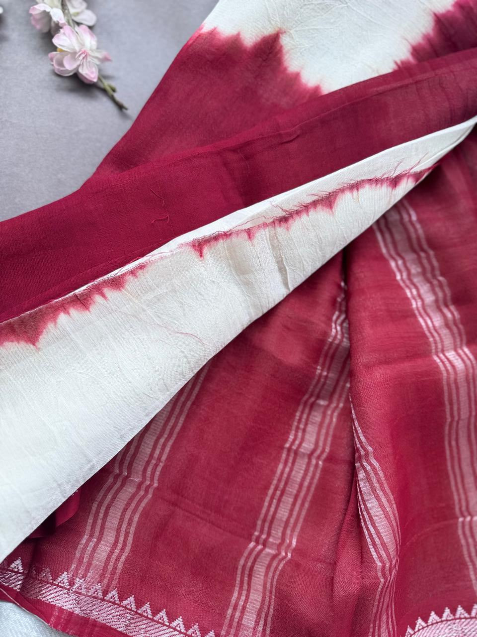 Maroon n Cream Mangalgiri Silk Saree 108