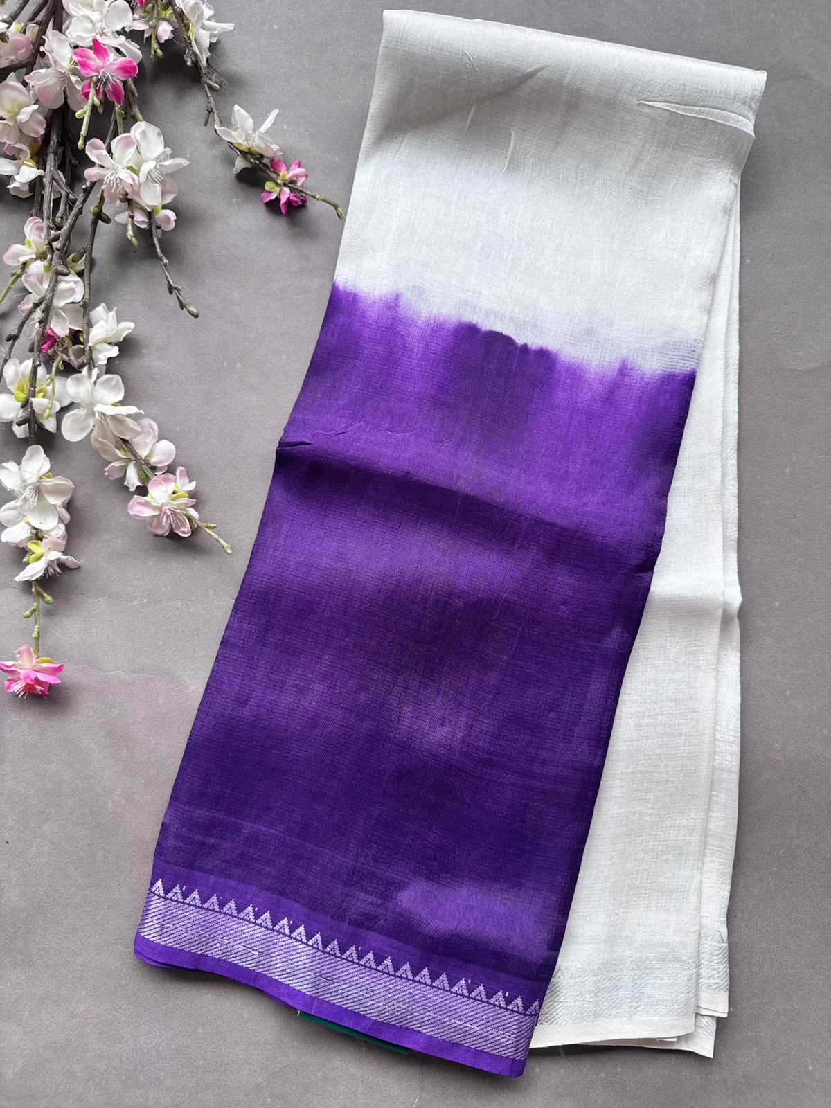 Purple n Cream Mangalgiri Silk Saree 108