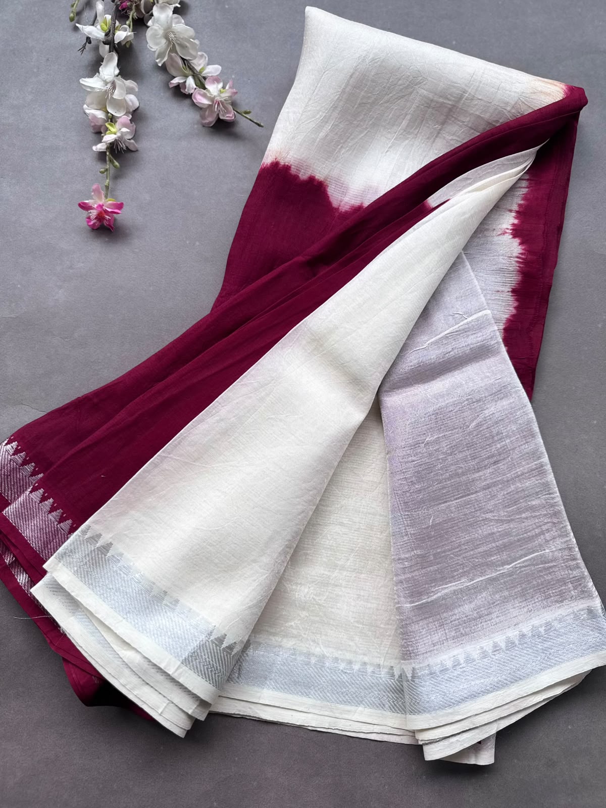 Maroon n Cream Mangalgiri Silk Saree 108