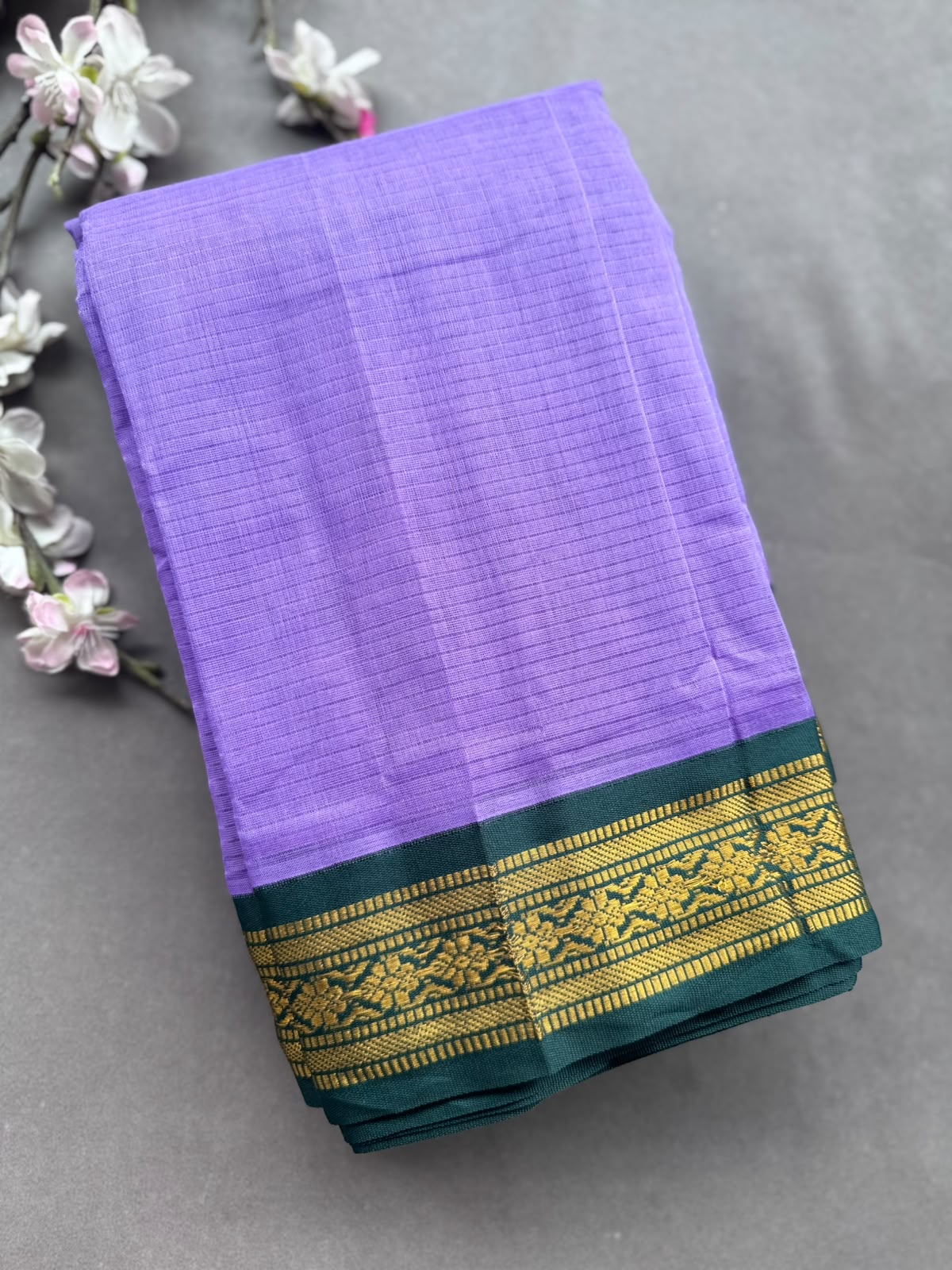 Lavender Pure Gadwal Cotton Saree 108