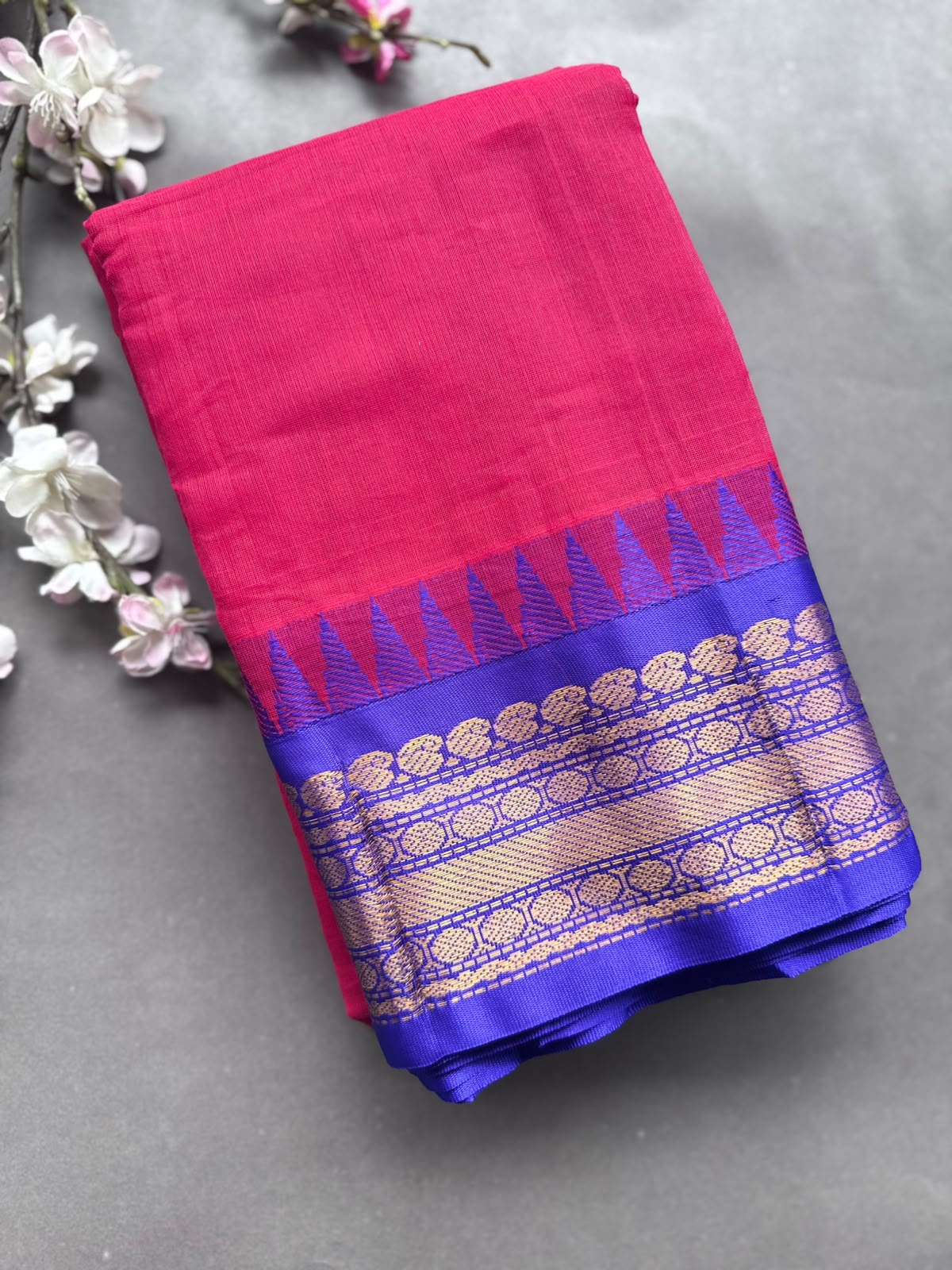 Red Pure Gadwal Cotton Saree 108