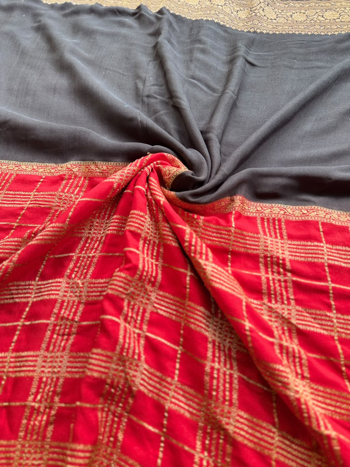 Red n Black Half n Half Pure Benarasi  Crepe Saree 109