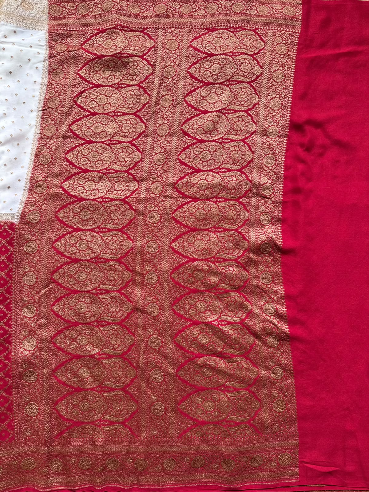 Red n White Half n Half Pure Benarasi Crepe Saree 109