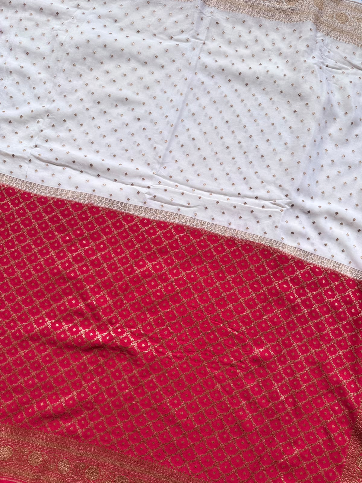 Red n White Half n Half Pure Benarasi Crepe Saree 109