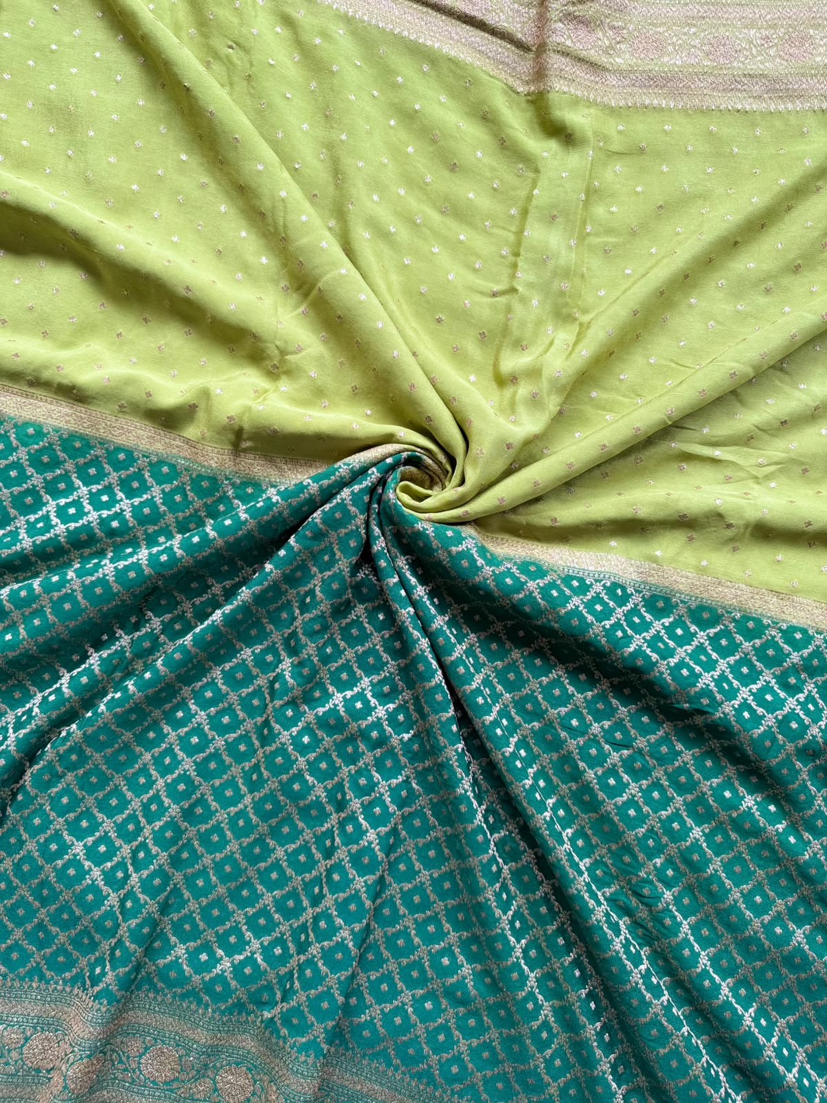 Bottle Green n Pista Green Half n Half Pure Benarasi Crepe Saree 109