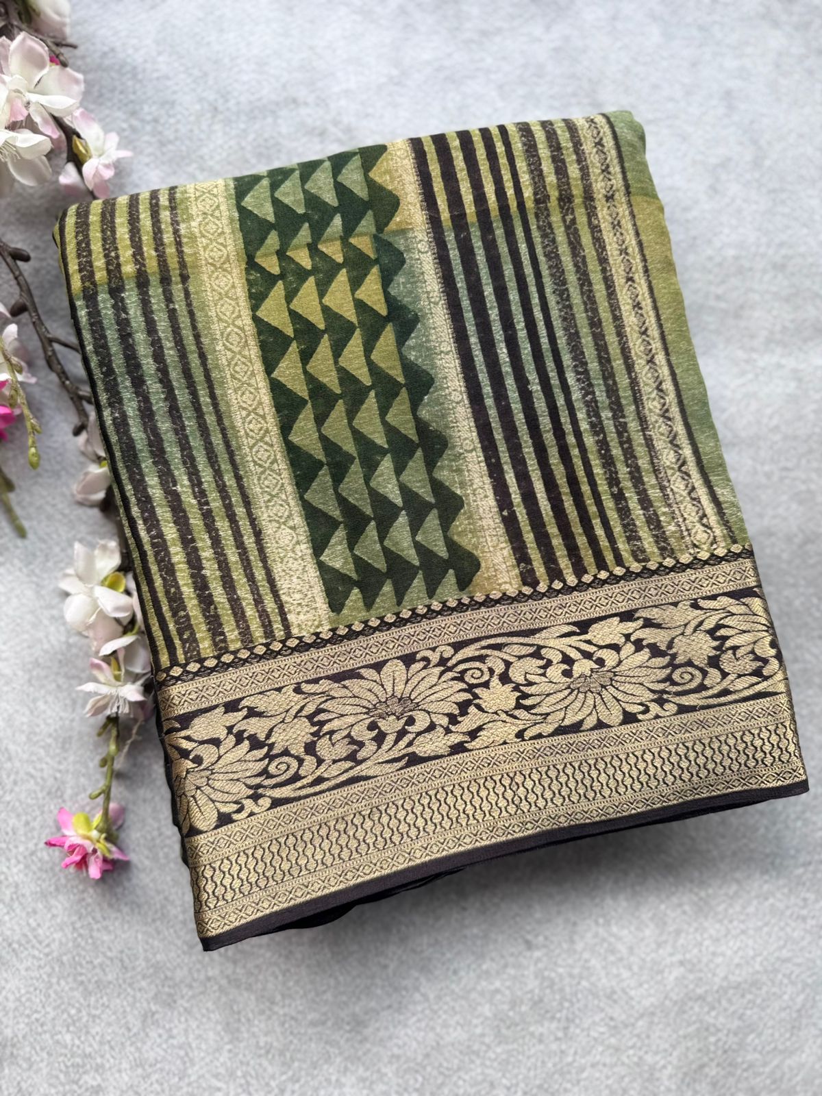 Green Pure Mysore Crepe Silk Saree (Swara)