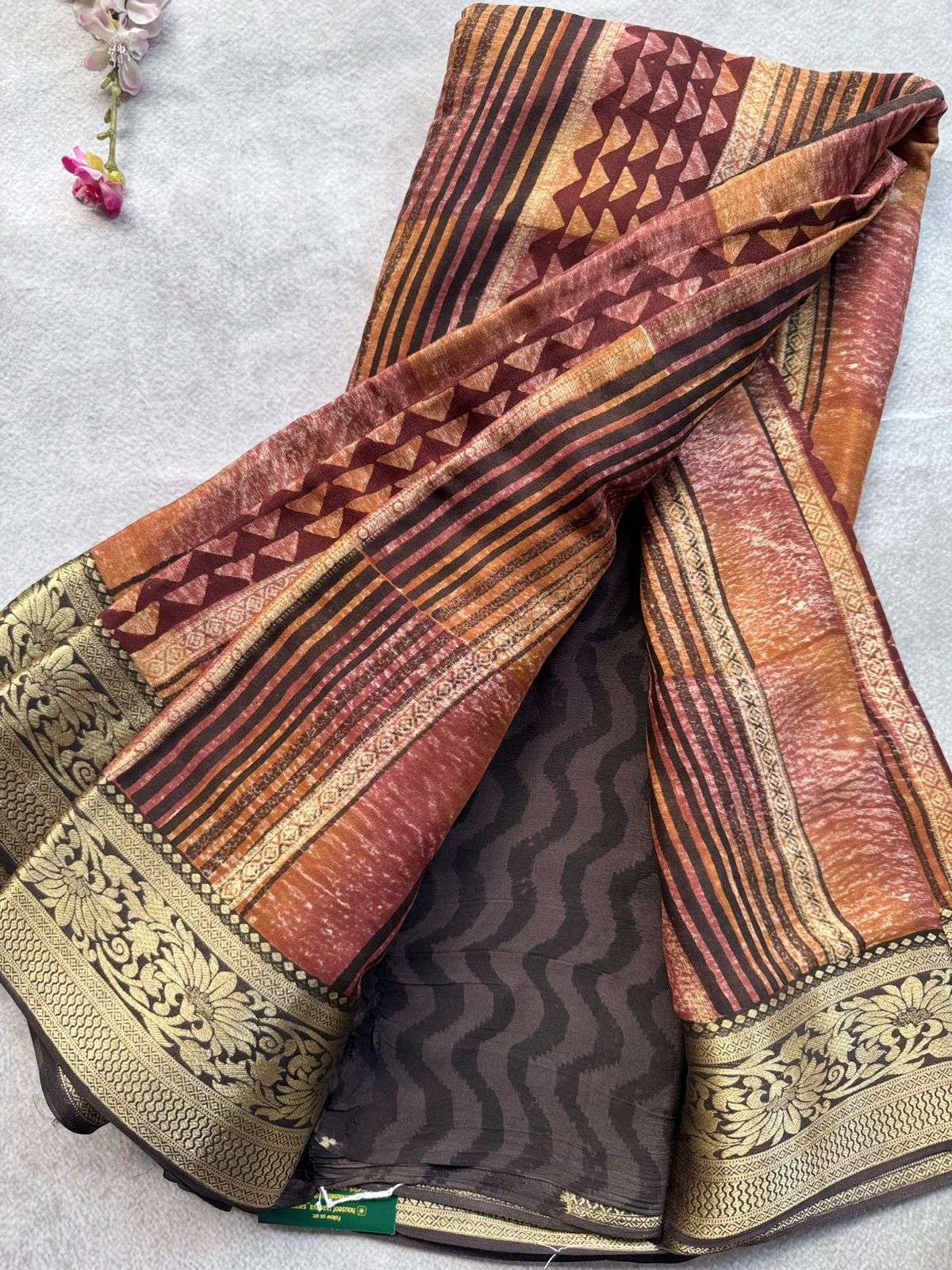 Multicolor Pure Mysore Crepe Silk Saree (Swara)