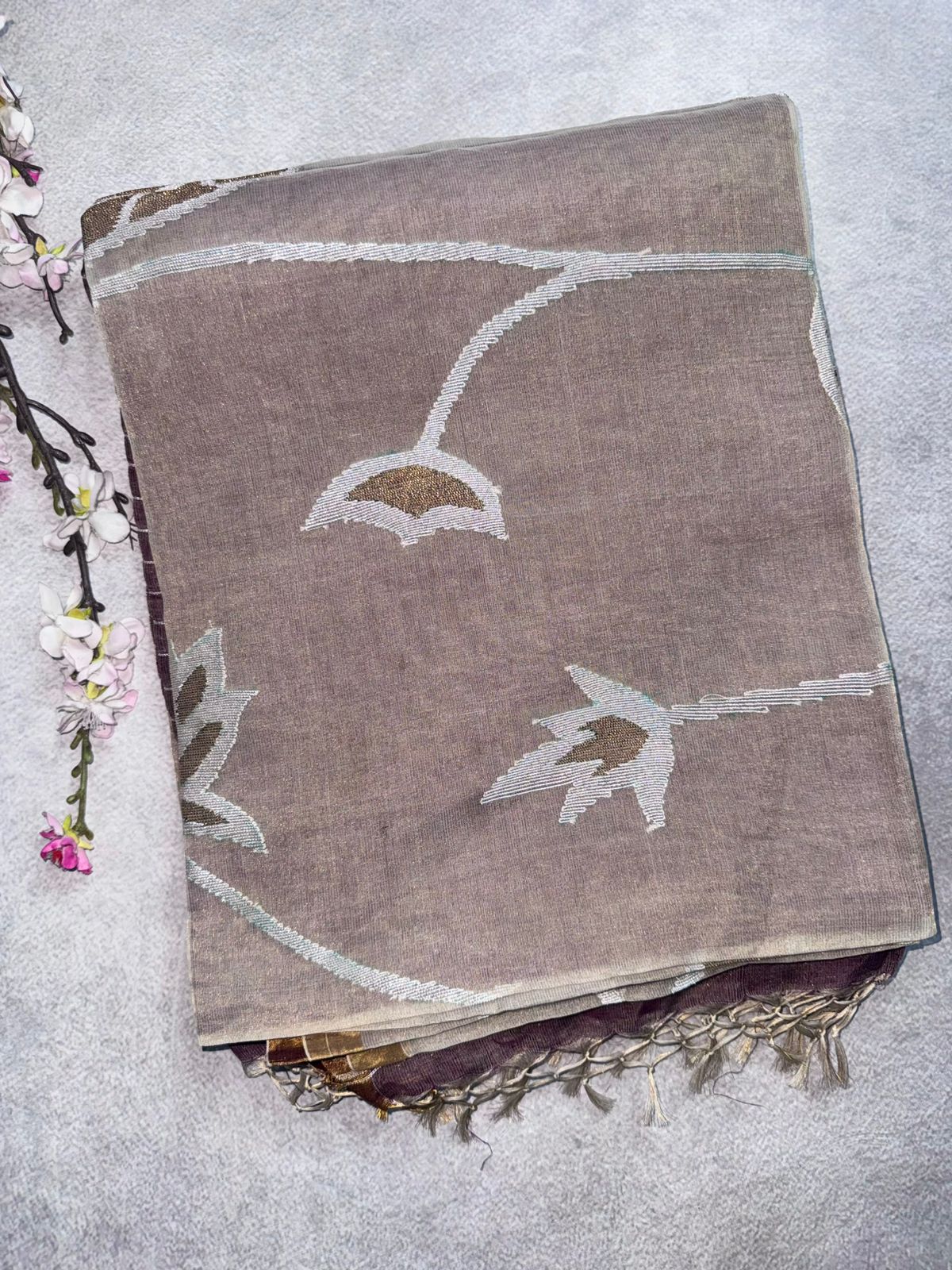Cream Pure Jamdani Saree (Swara)