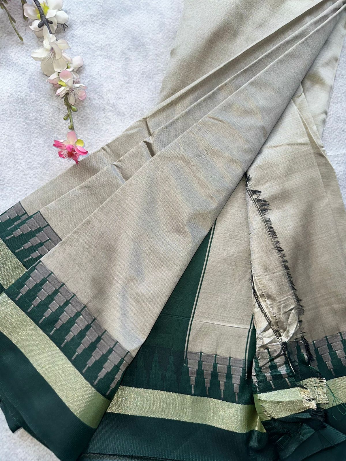Cream Semi Silk Saree 109