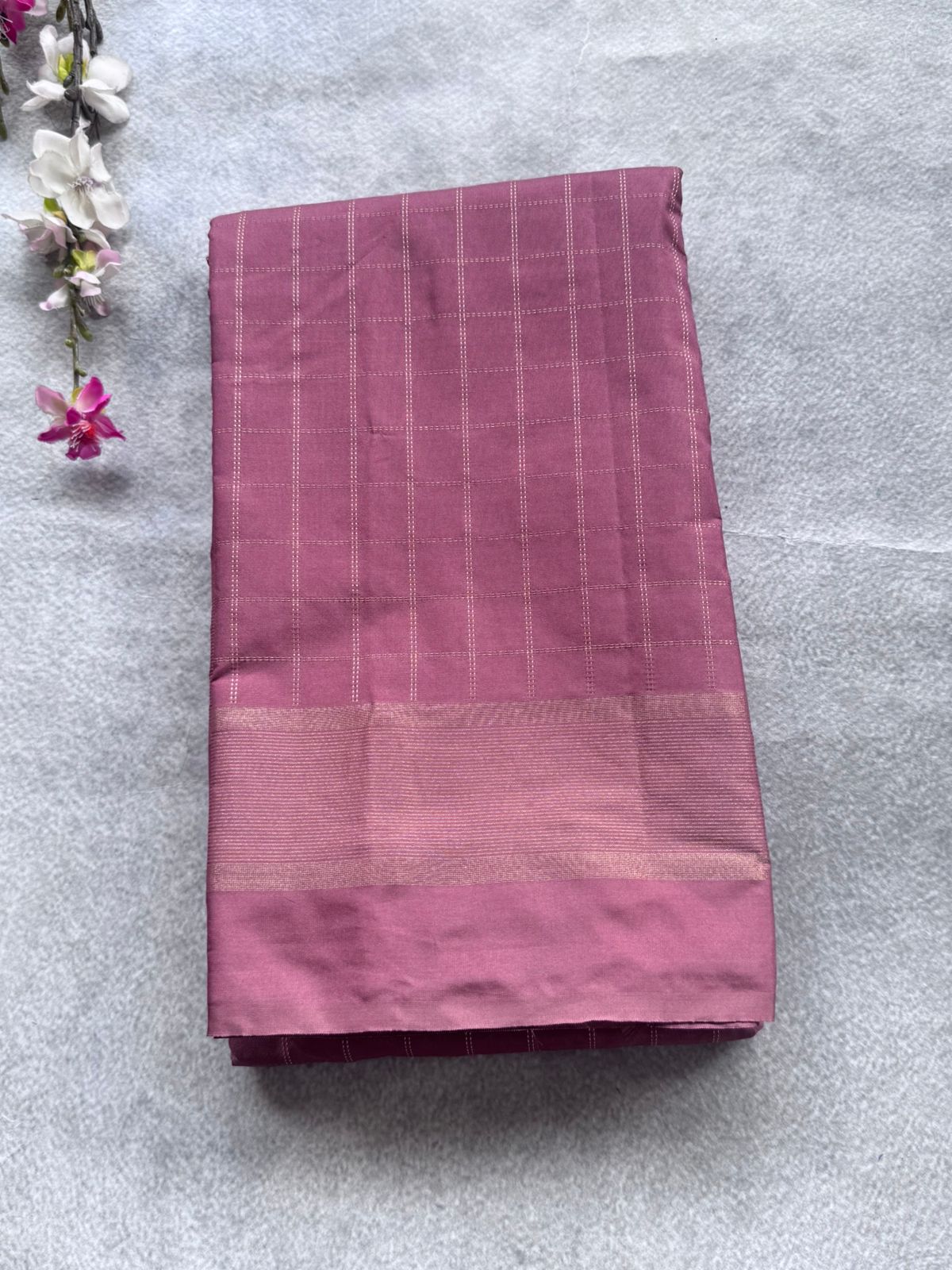 Mauve Pink Checks Semi Silk Saree 109