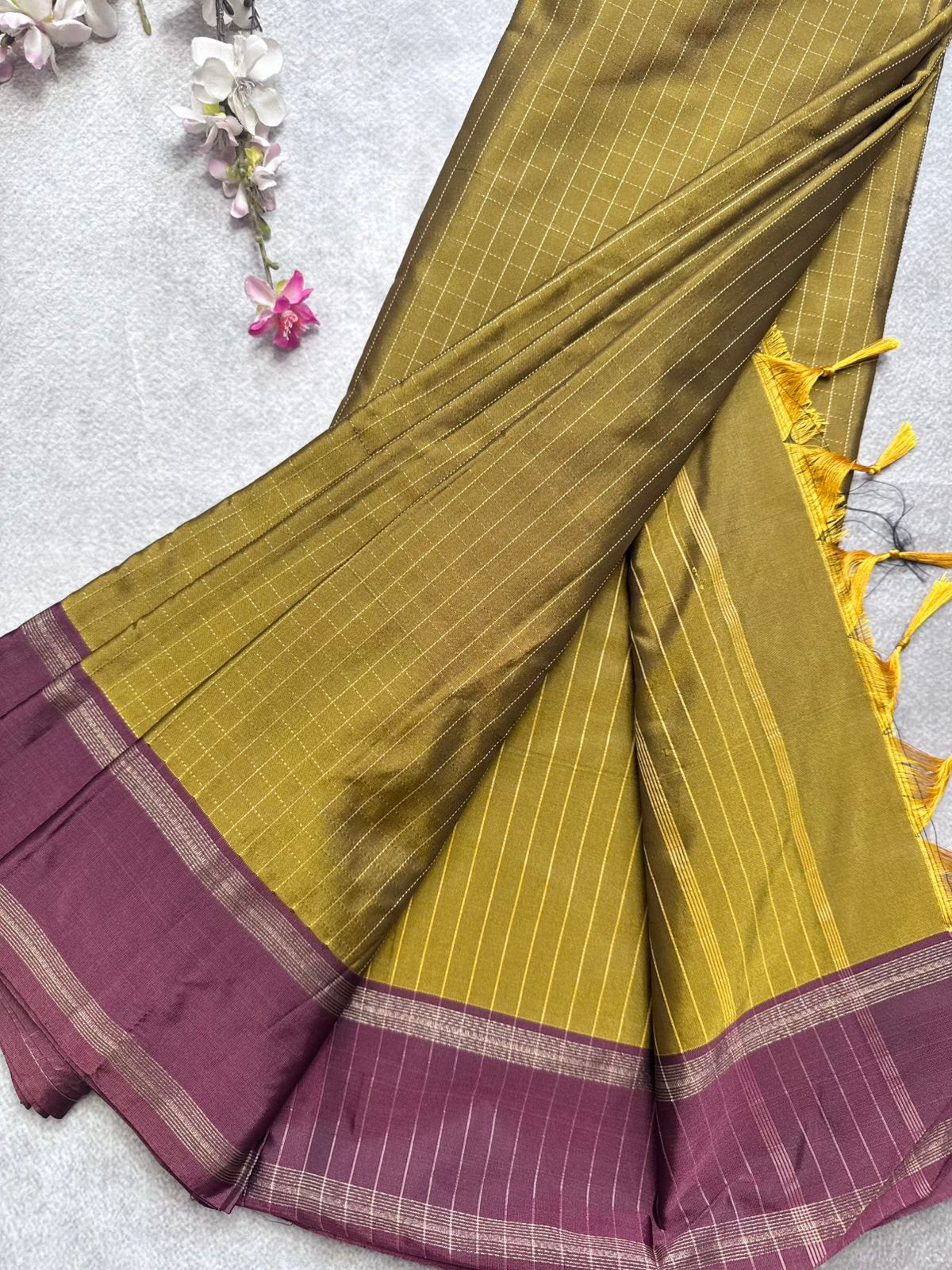 Gold Checks Semi Silk Saree 109