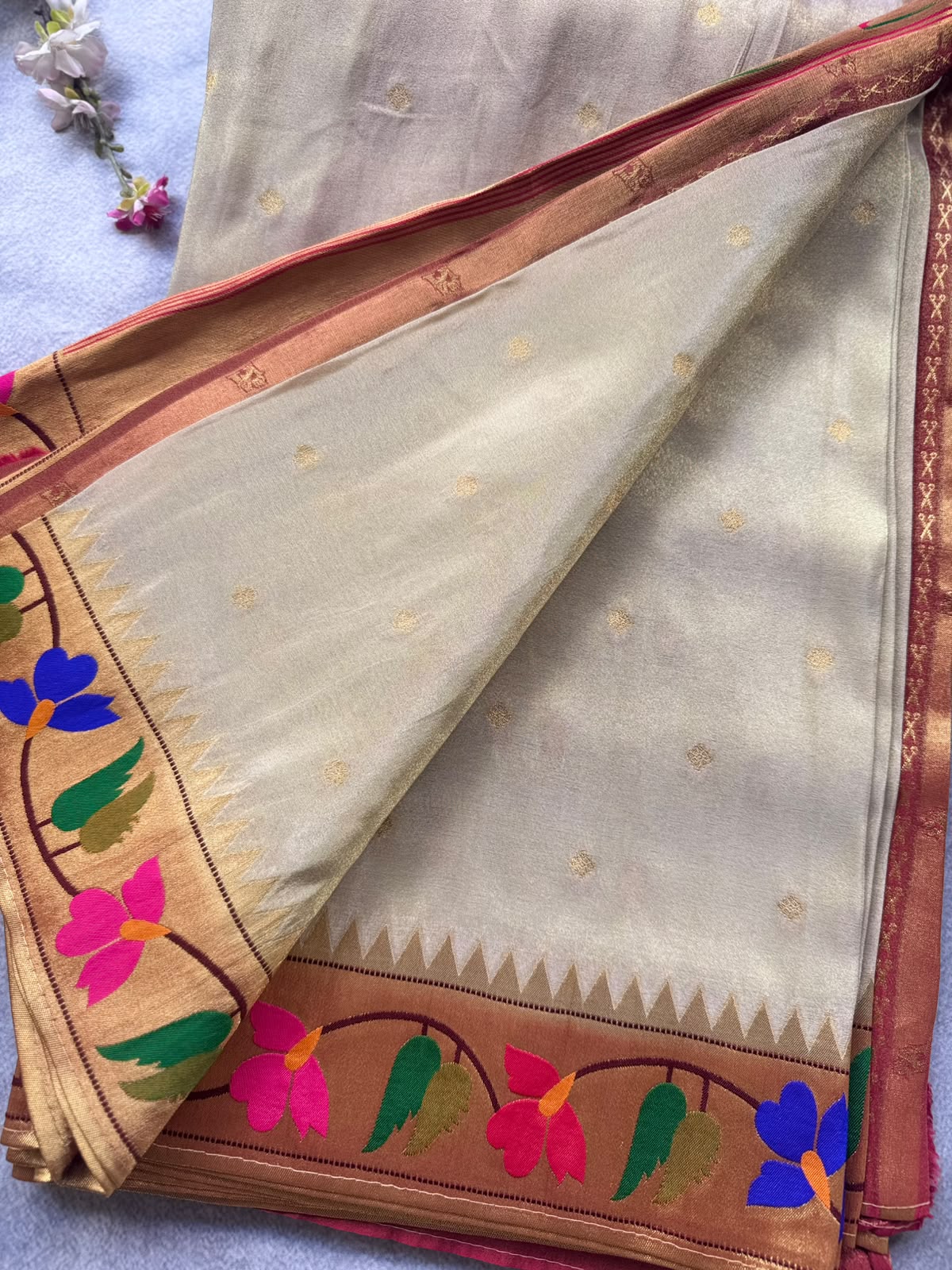 Cream Pure Tissue Paithani Saree 109
