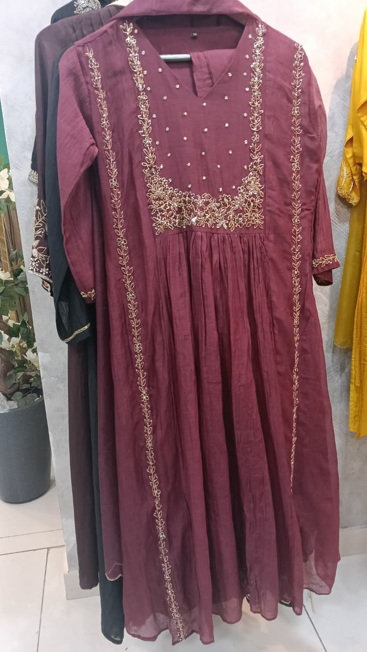 “ Pari” Marroon Mul Chanderi silk Kurtha suit with work hand embroidery 898