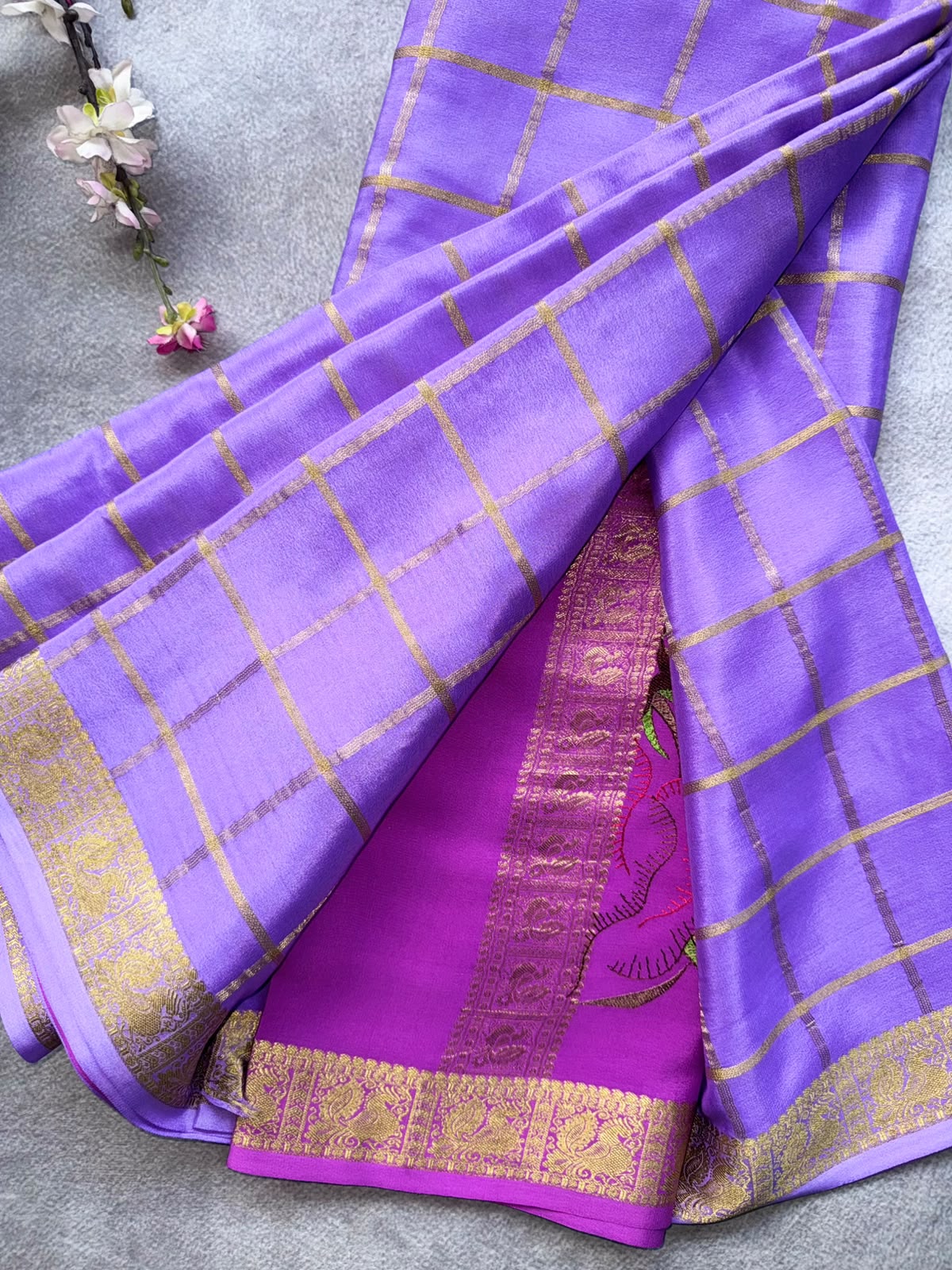 Lavender Embroidery Pallu Pure Mysore Crepe Silk Saree 109