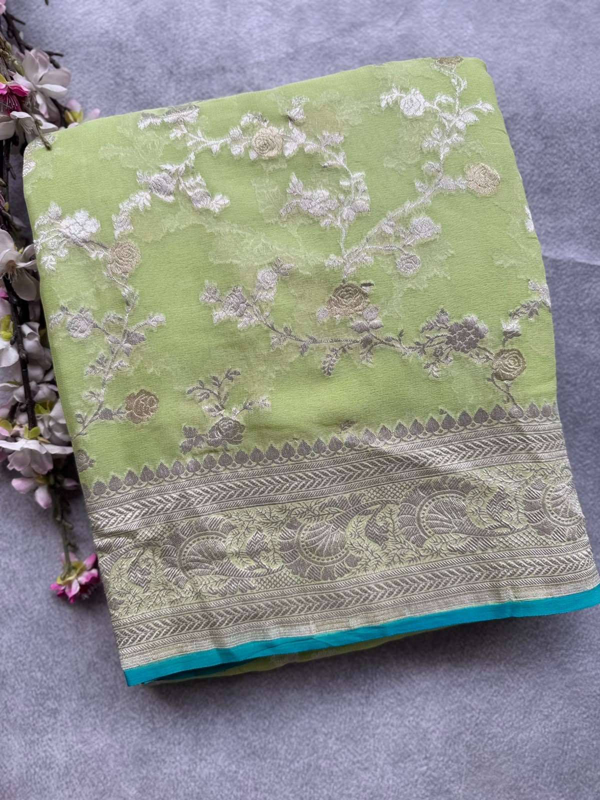 Green Handloom Pure Benarasi Georgette Saree 109