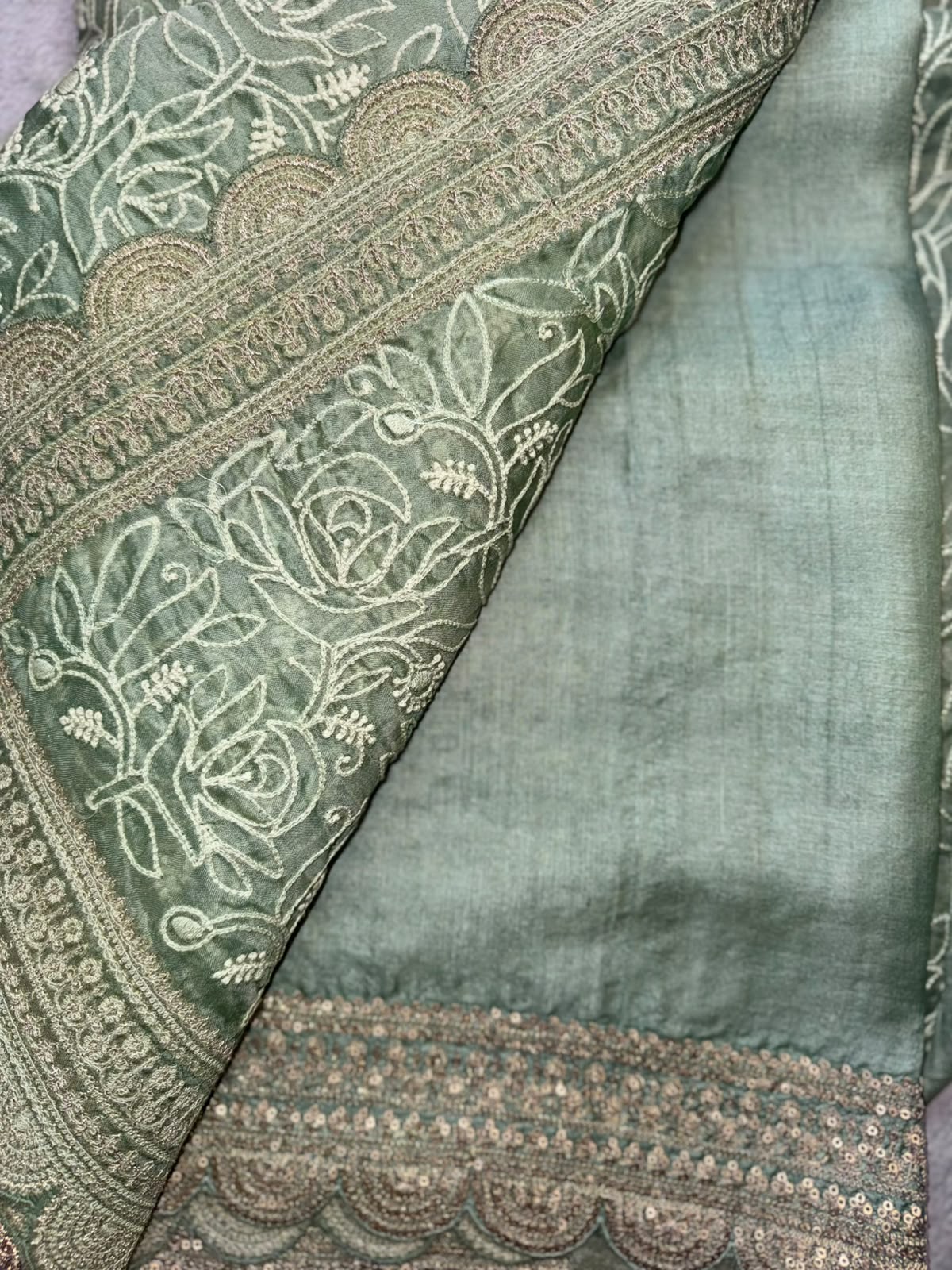 Green Chikankari Katha Work Scallop Border Saree (Swara)