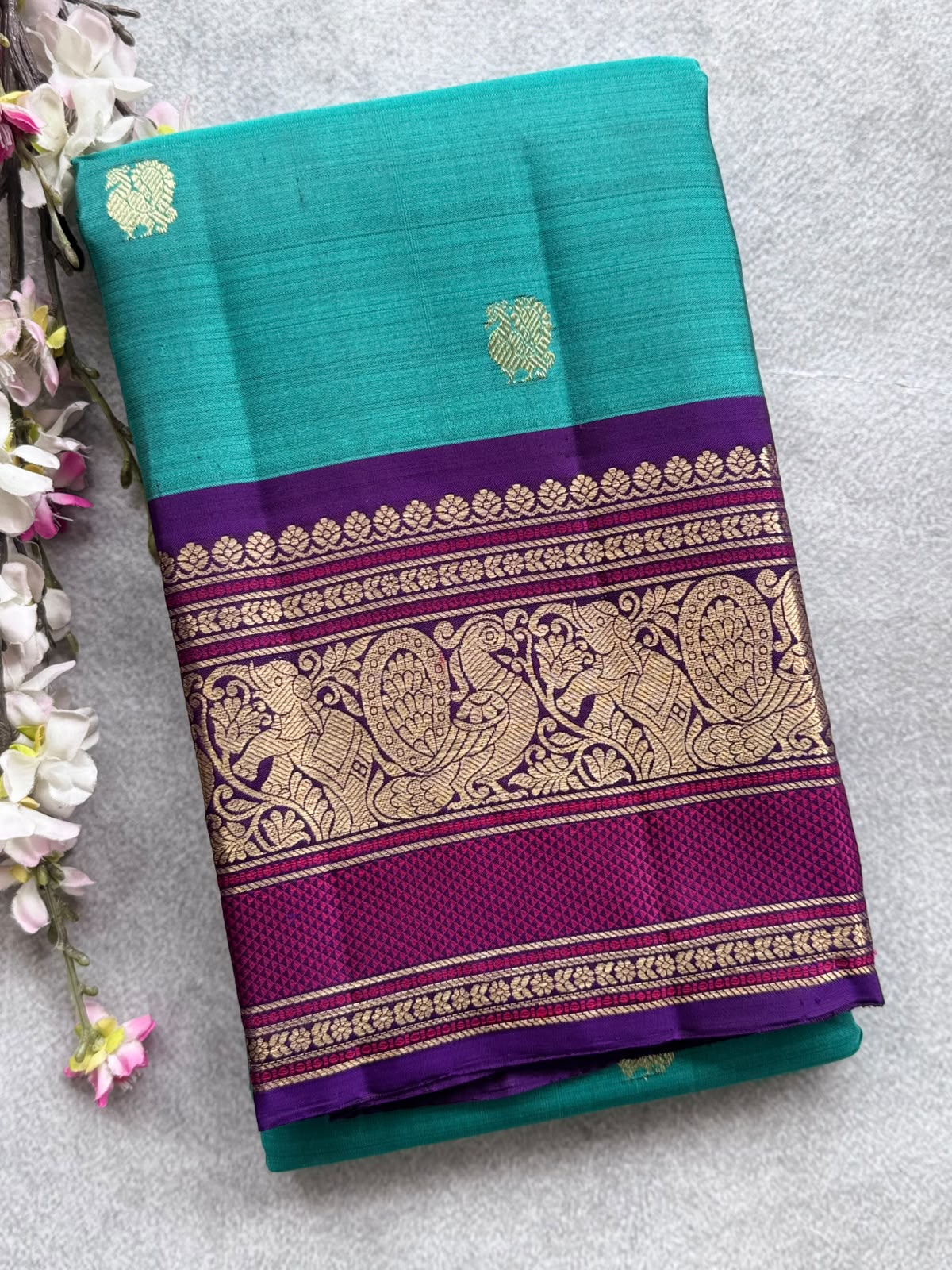 Green Handloom Pure Kanchi Saree (Swara)