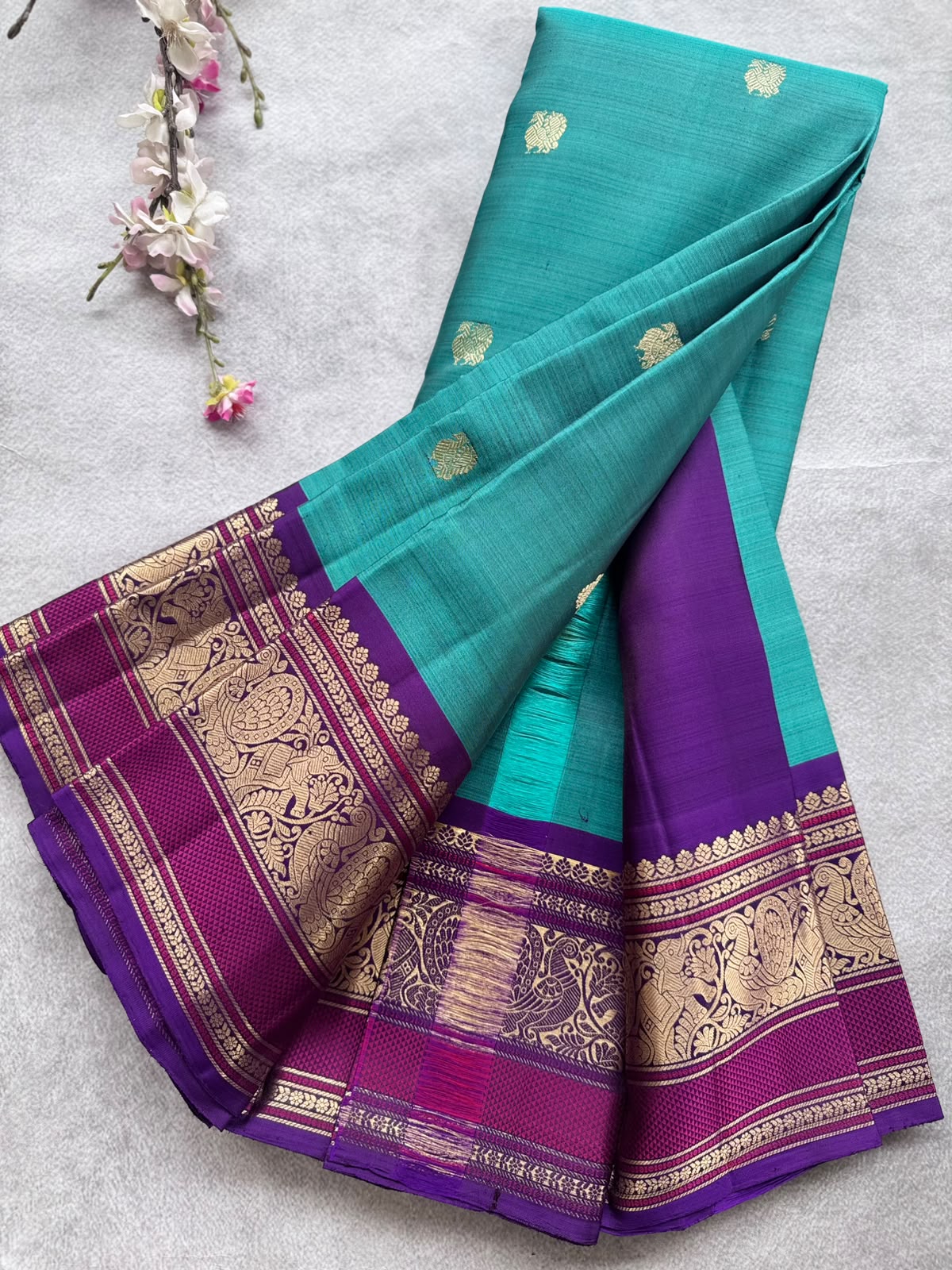 Green Handloom Pure Kanchi Saree (Swara)