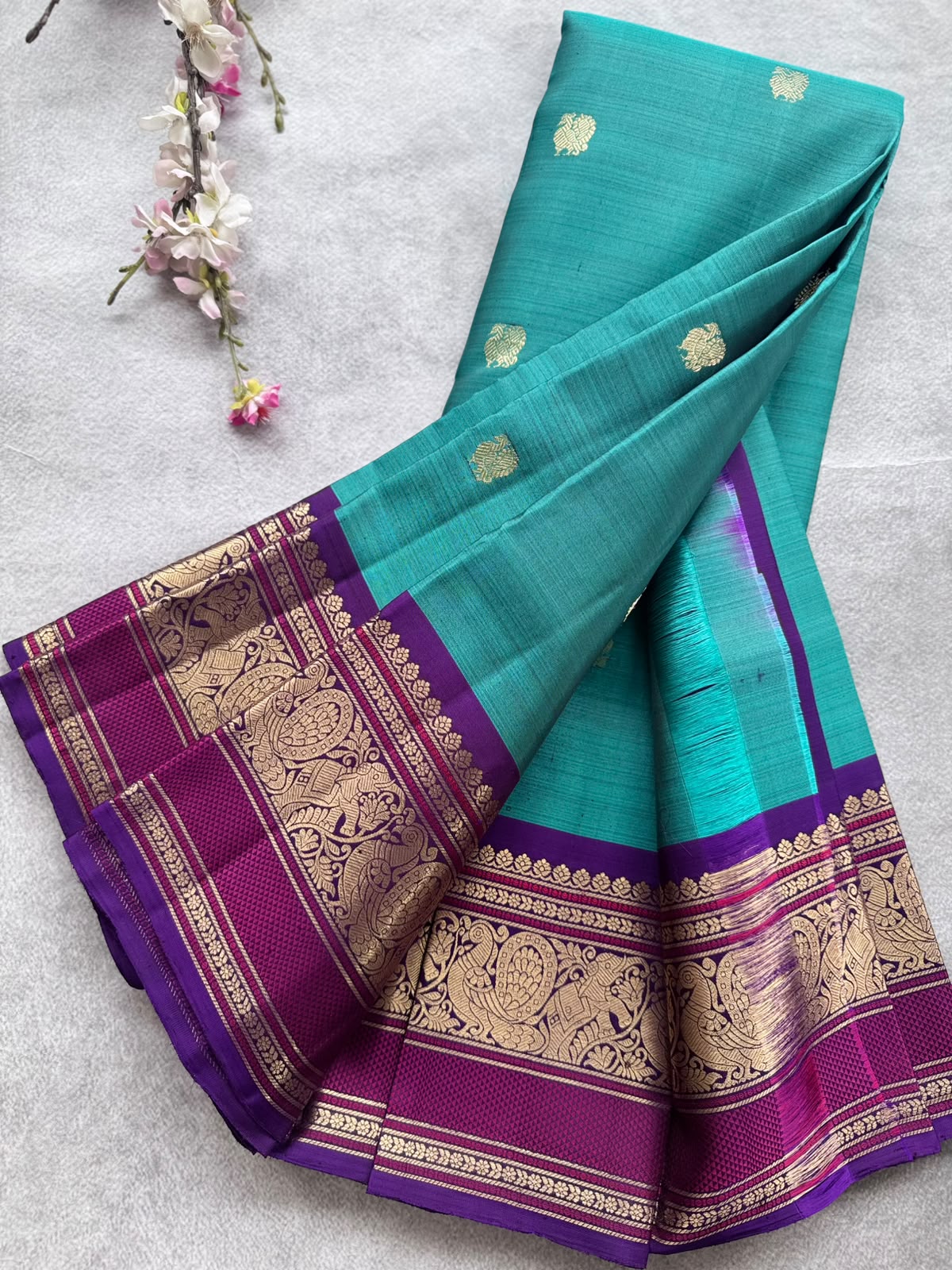 Green Handloom Pure Kanchi Saree (Swara)