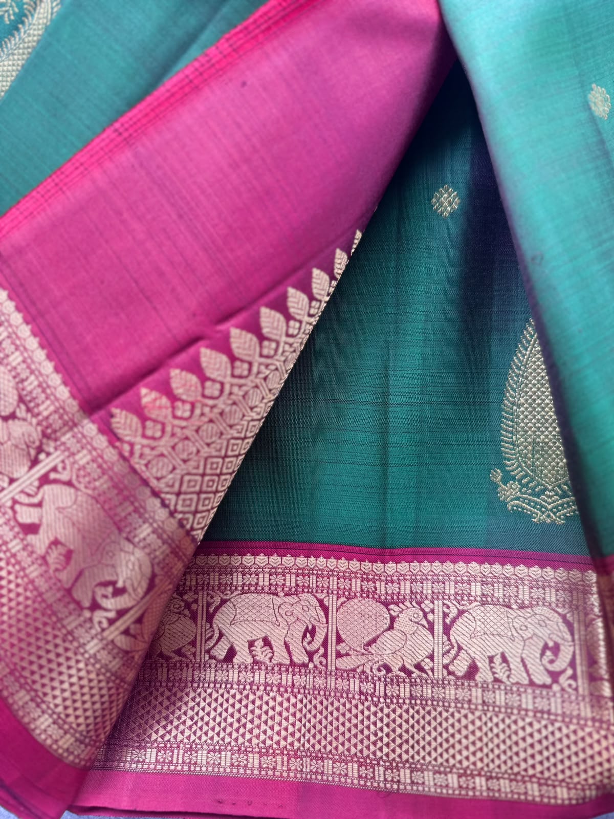 Green Handloom Pure Kanchi Saree (Swara)