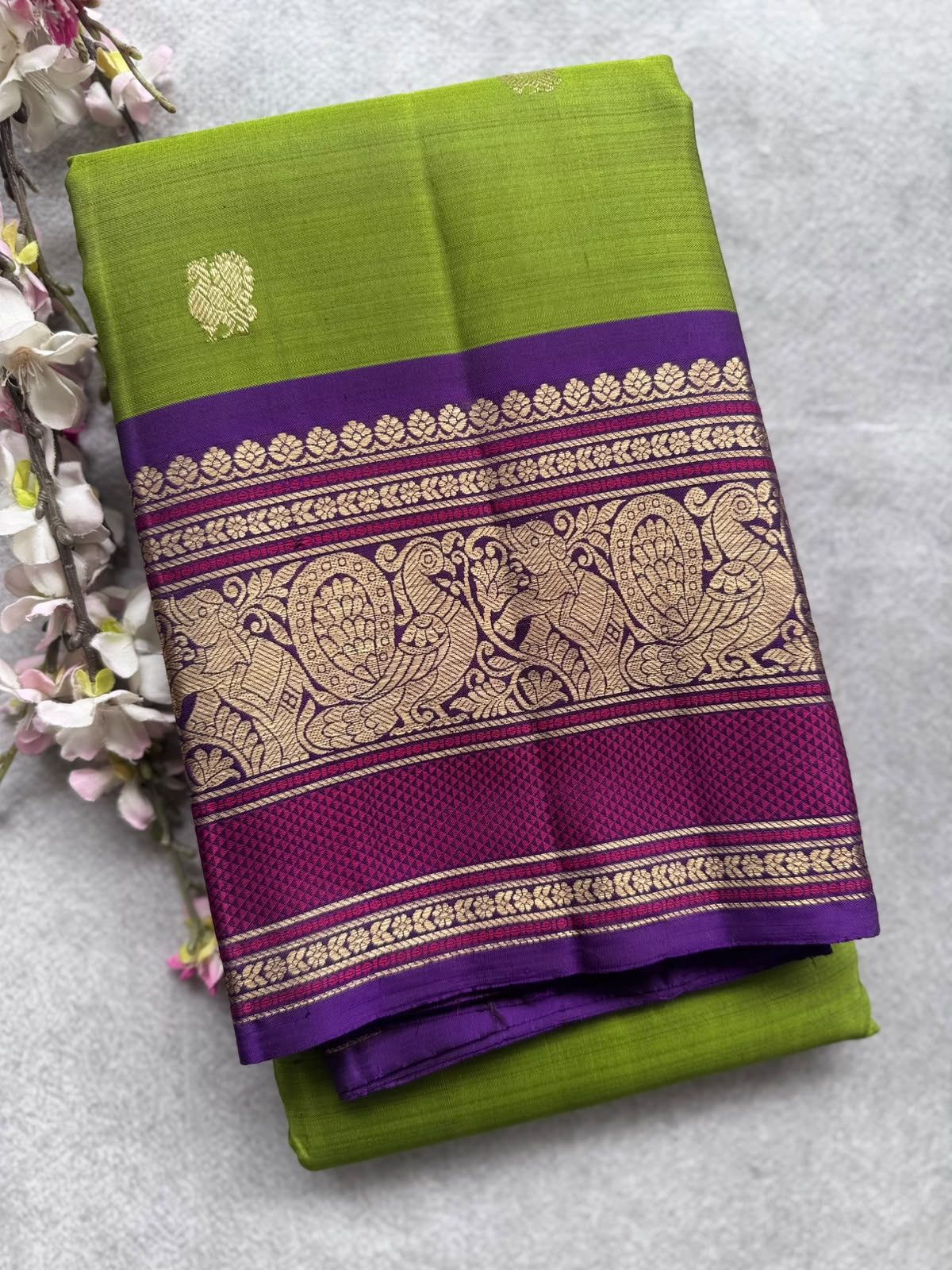 Green Handloom Pure Kanchi Saree (Swara)