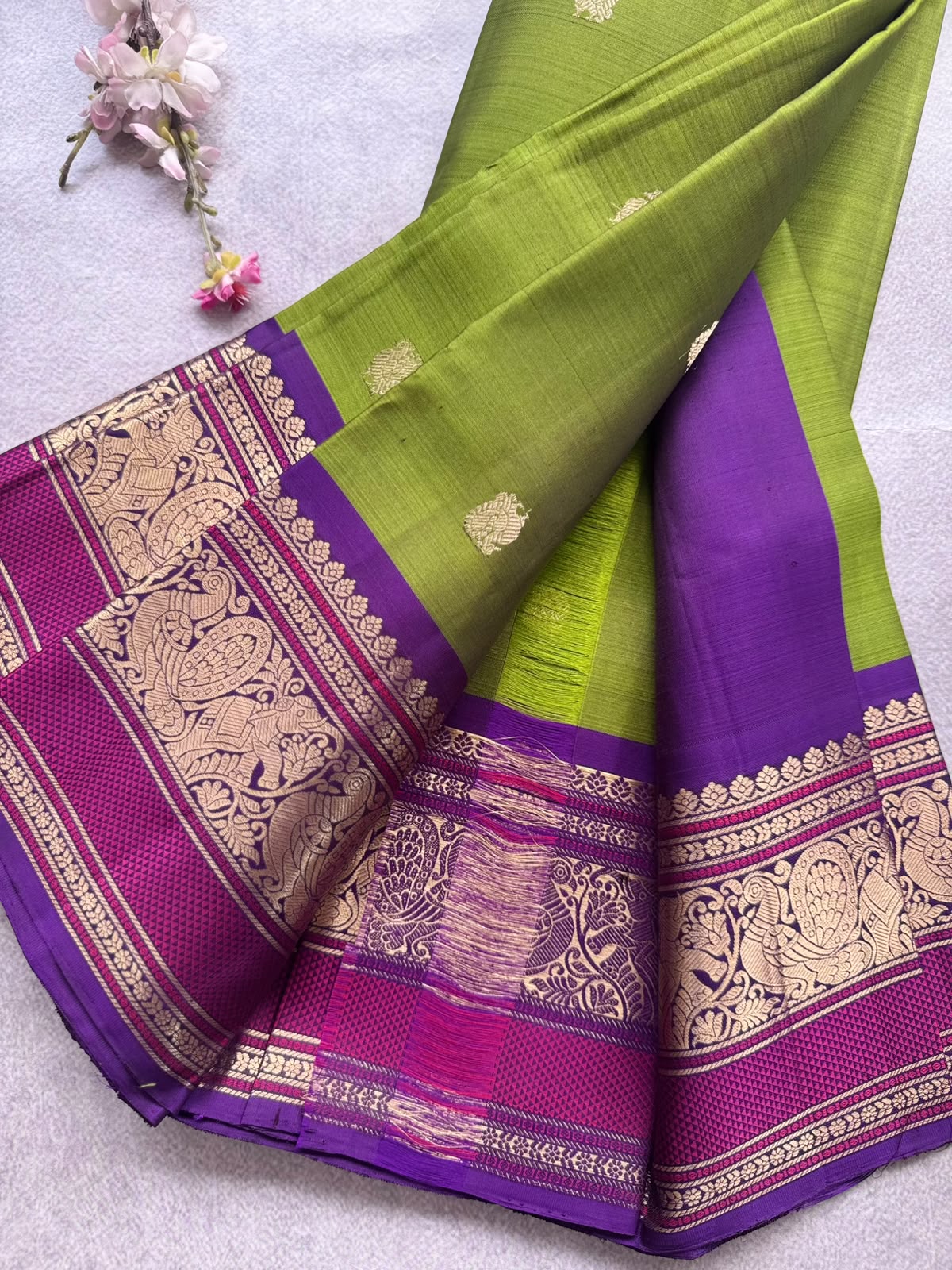 Green Handloom Pure Kanchi Saree (Swara)
