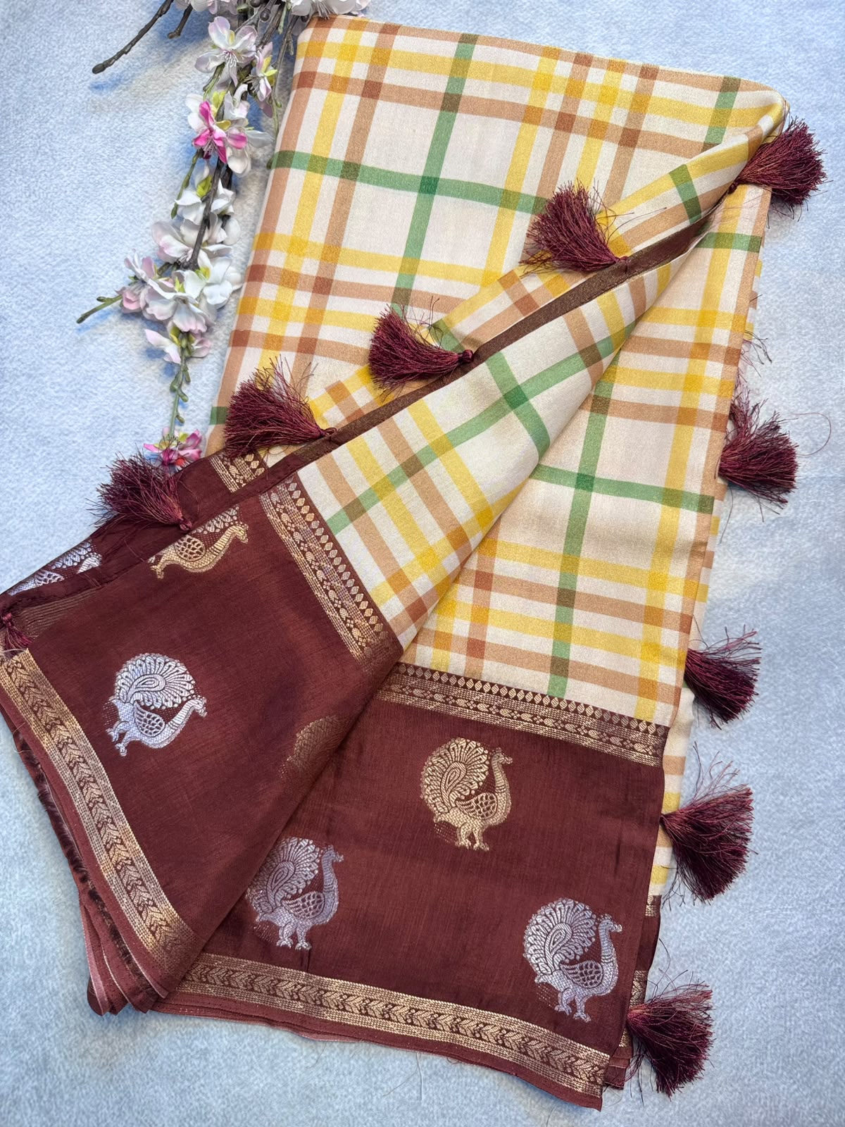 Cream n Brown Checks Crepe Tissue Saree 109