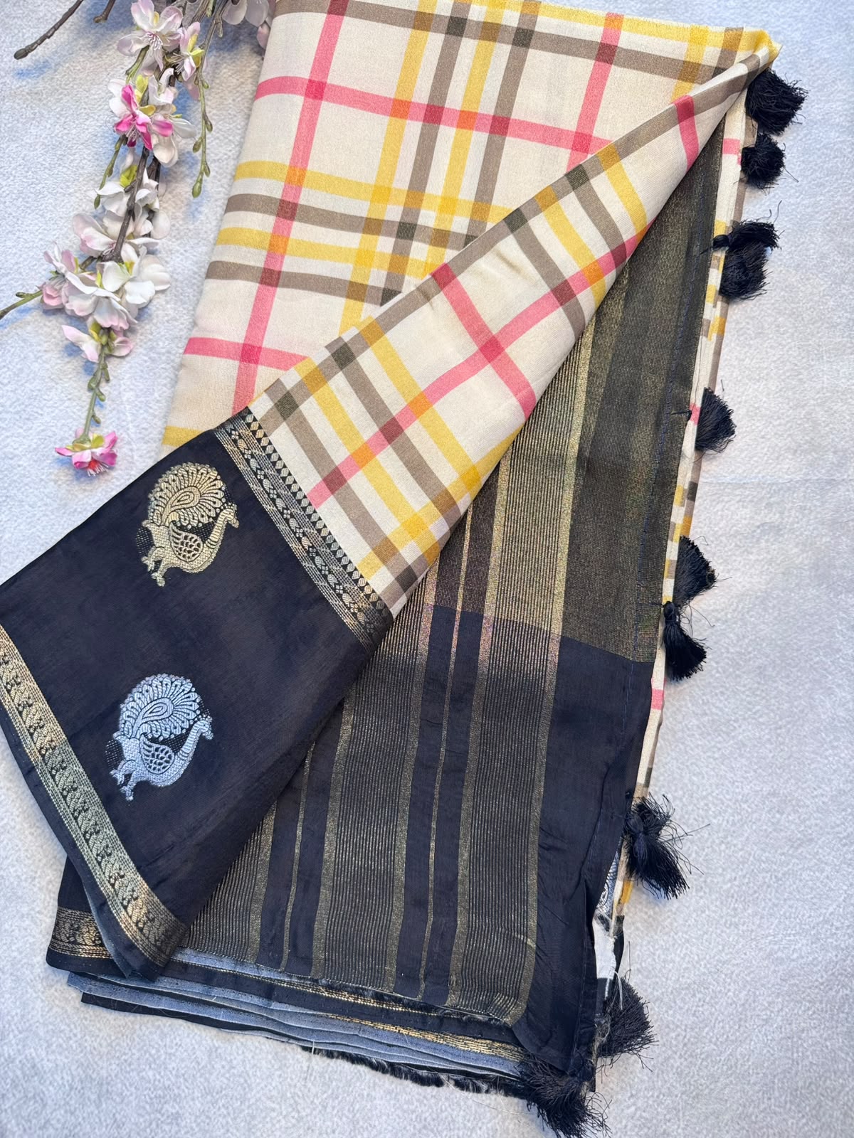 Cream n Black Checks Crepe Tissue Saree 109