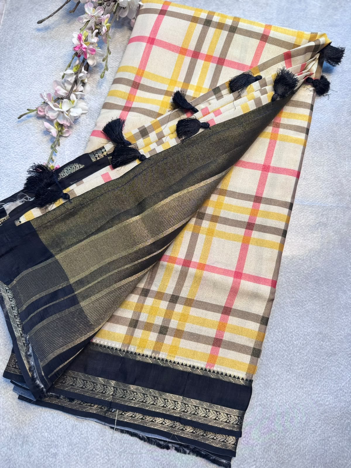 Cream n Black Checks Crepe Tissue Saree 109