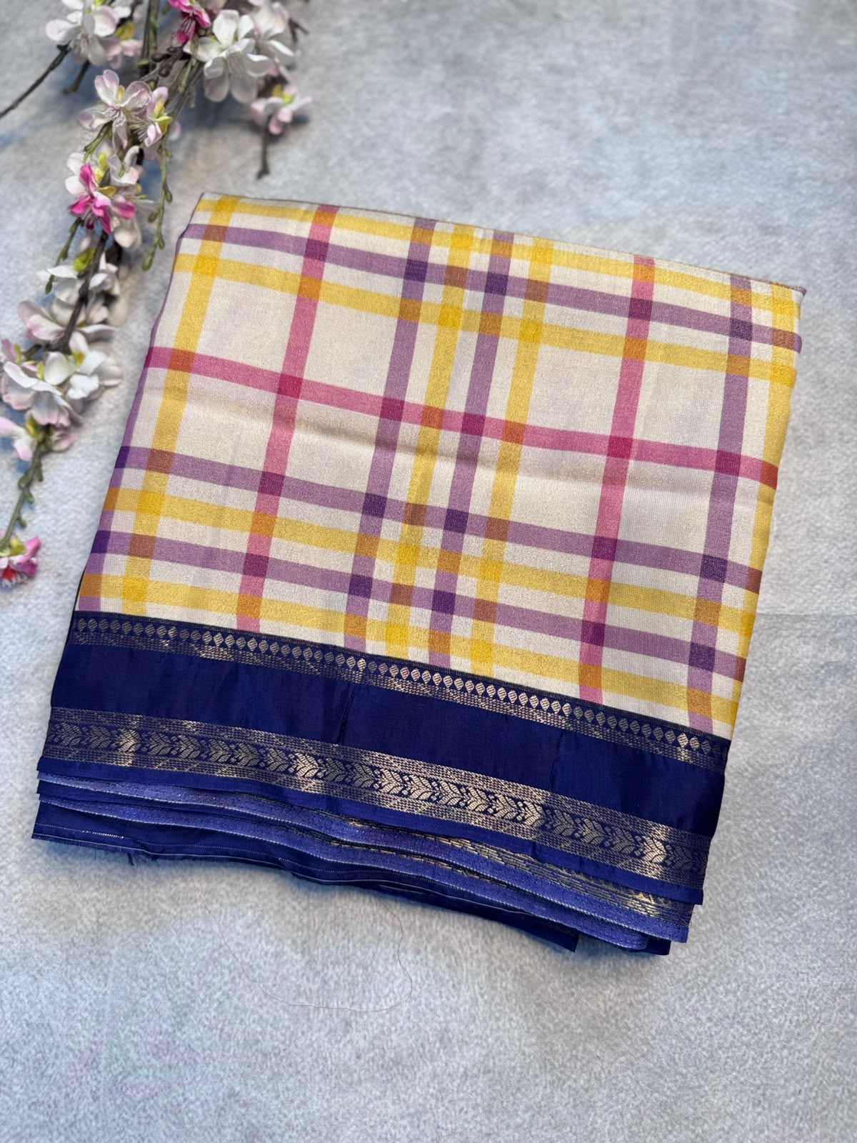 Cream n Navy Blue Checks Crepe Tissue Saree 109