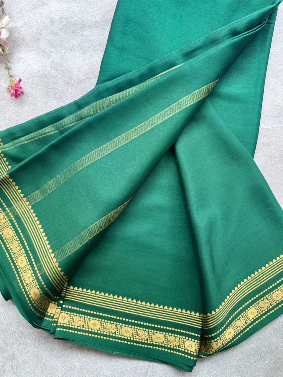 Bottle Green Pure Mysore Crepe Silk Saree with Unstitched Blouse 110