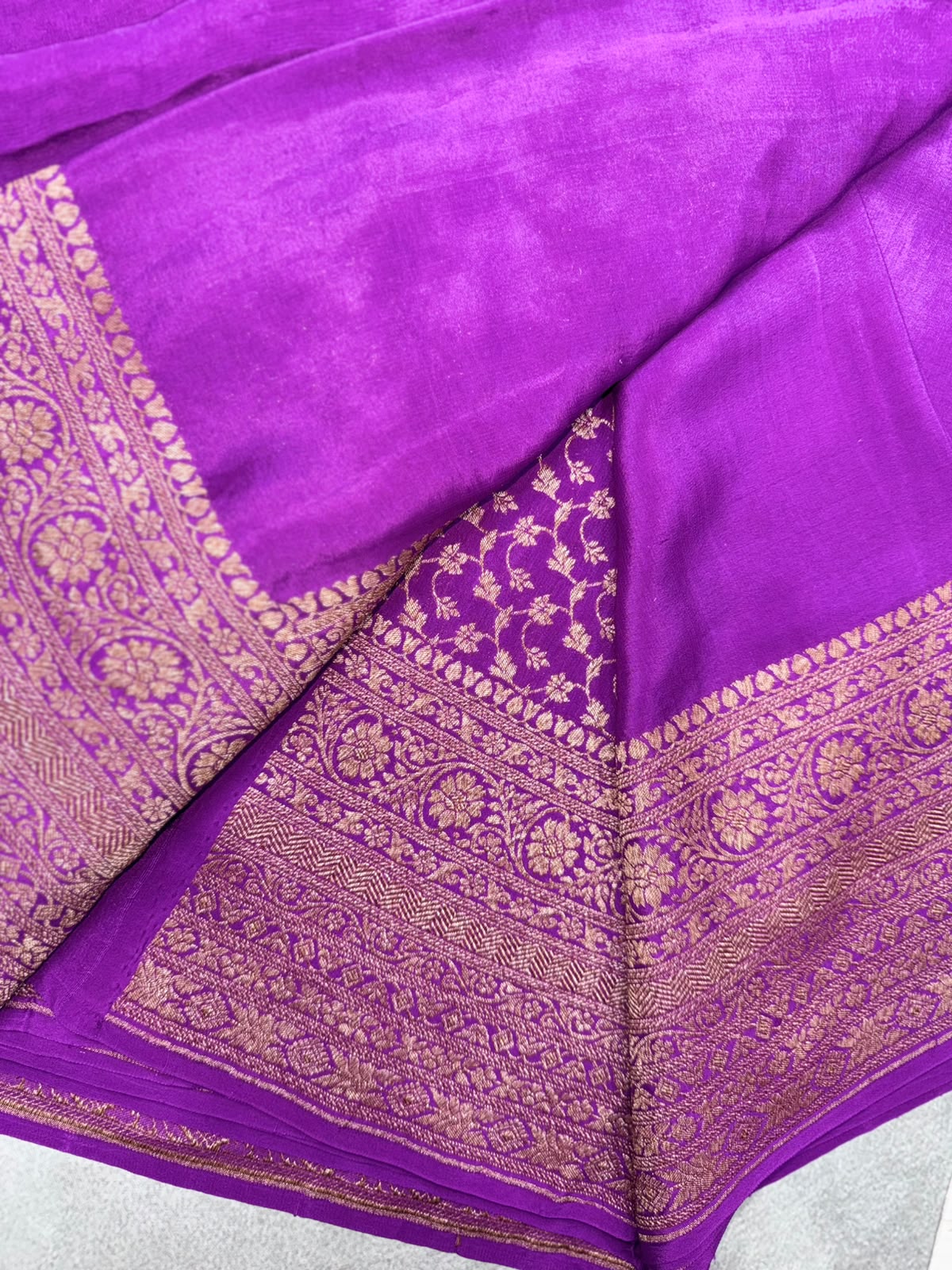 Magenta Pure Benarasi Crepe Saree 110