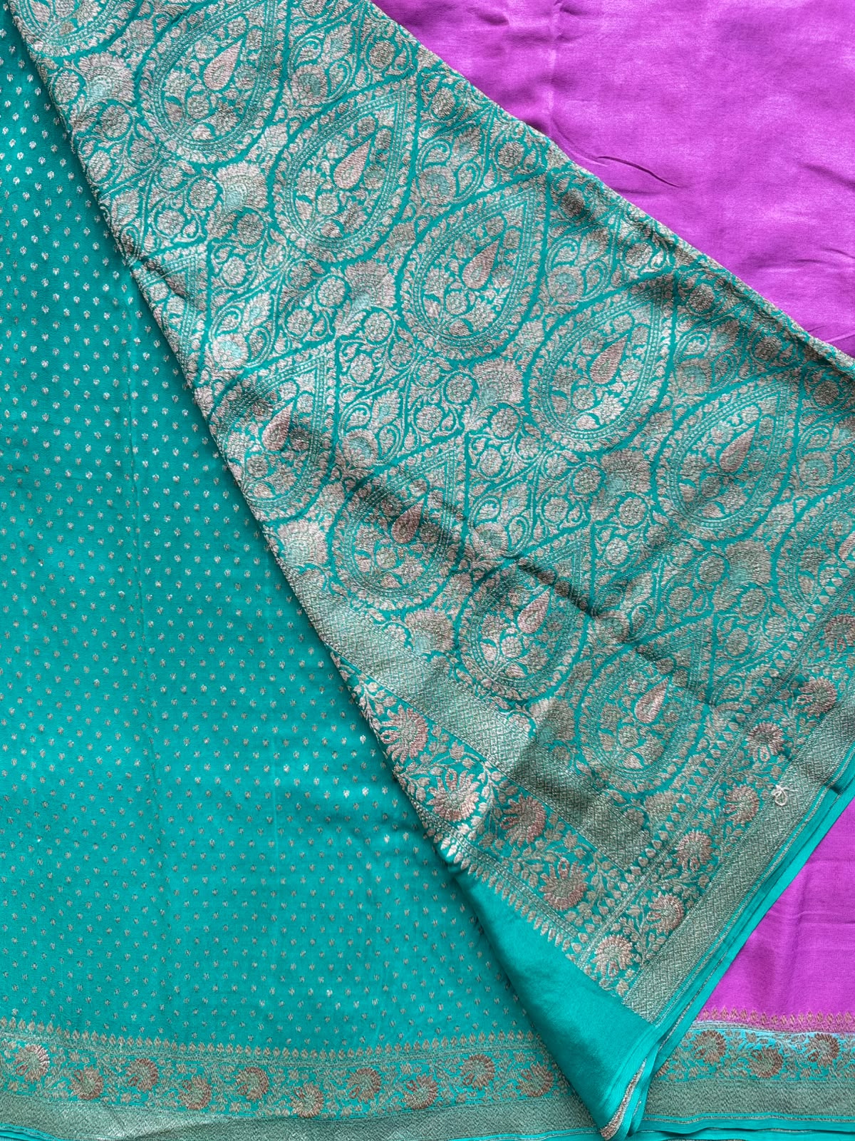 Onion Pink n Green Patli Pallu Pure Benarasi Crepe Saree 110