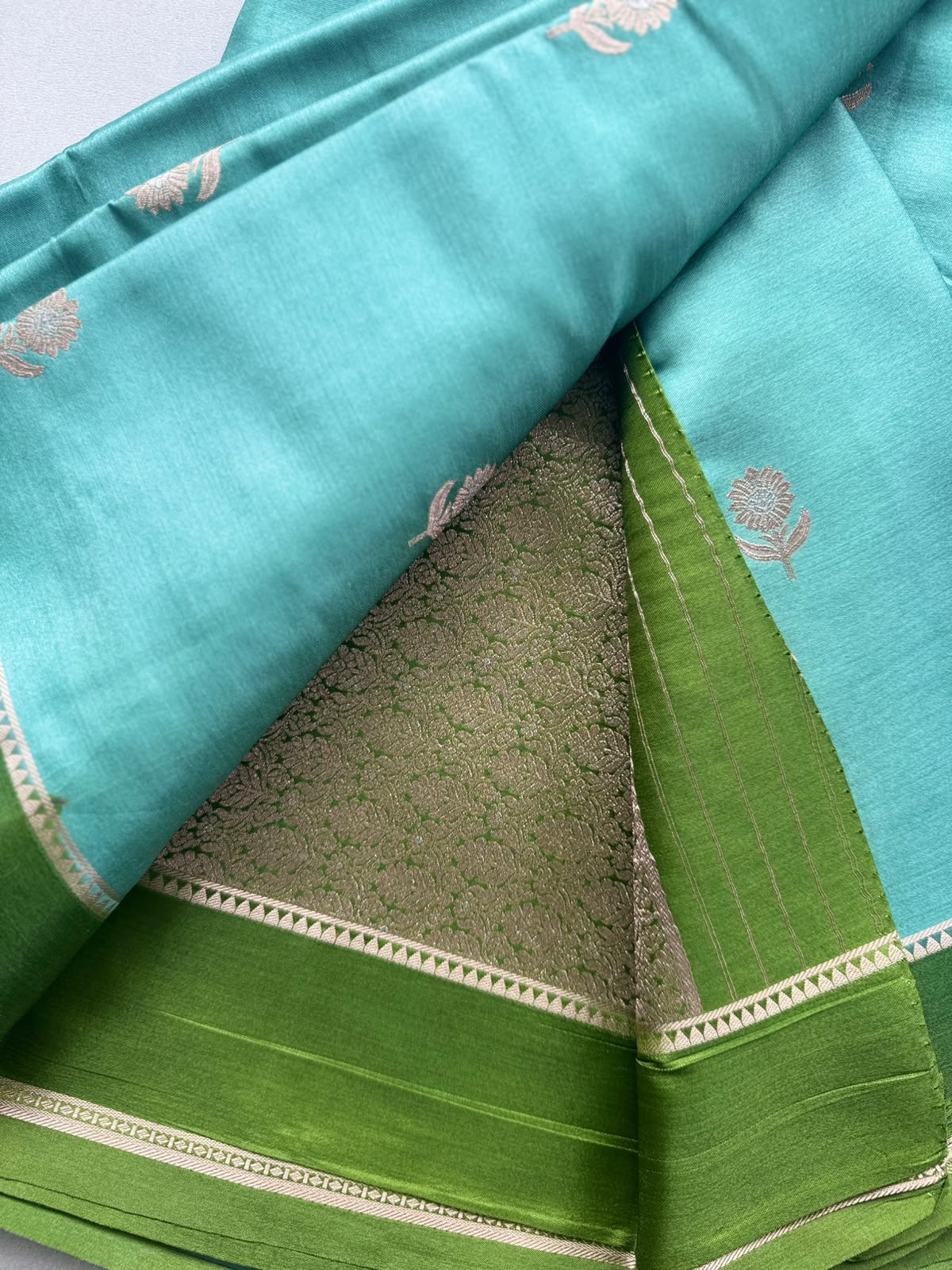 Green Semi Silk Saree 110